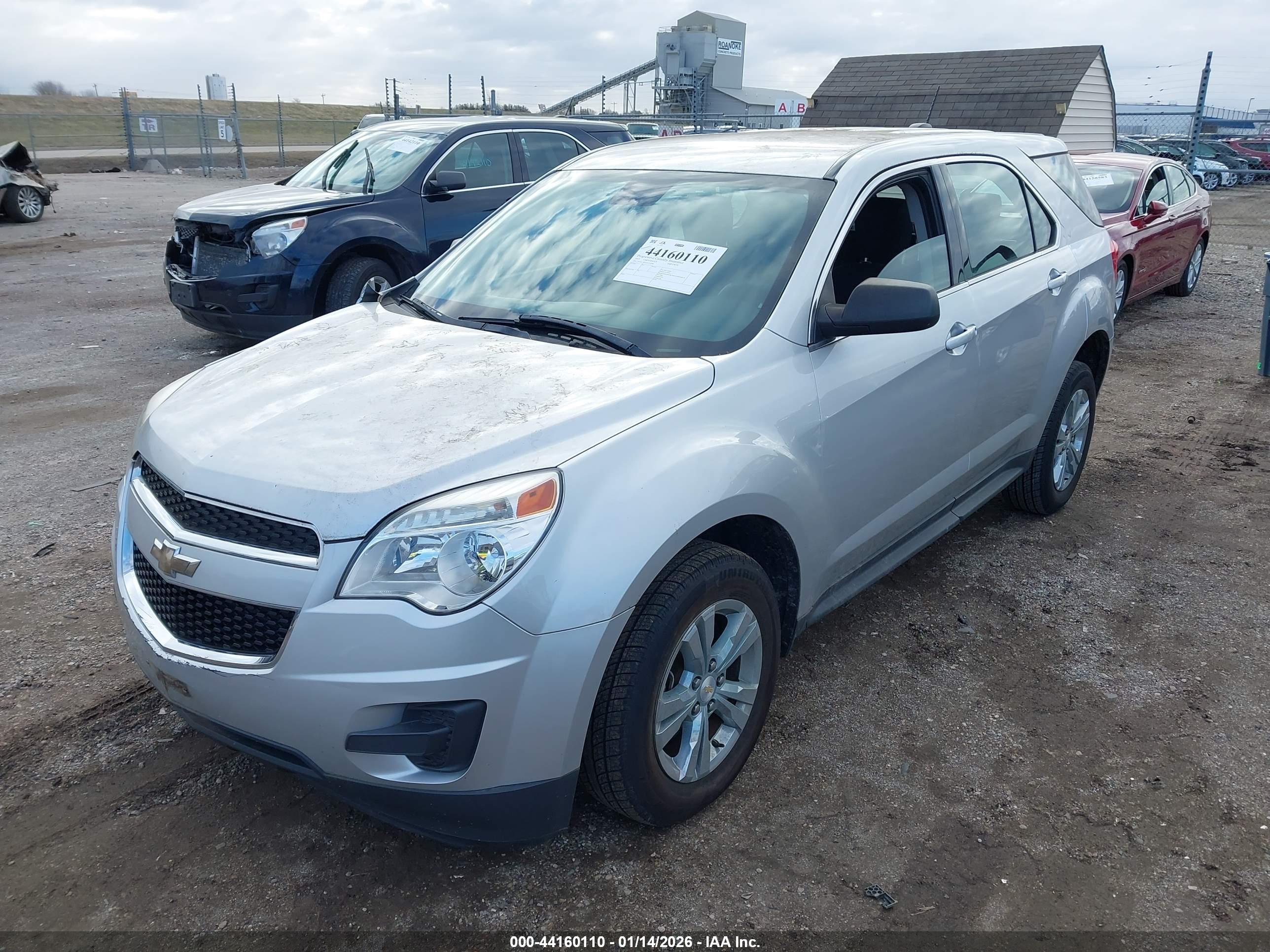 CHEVROLET EQUINOX image 2