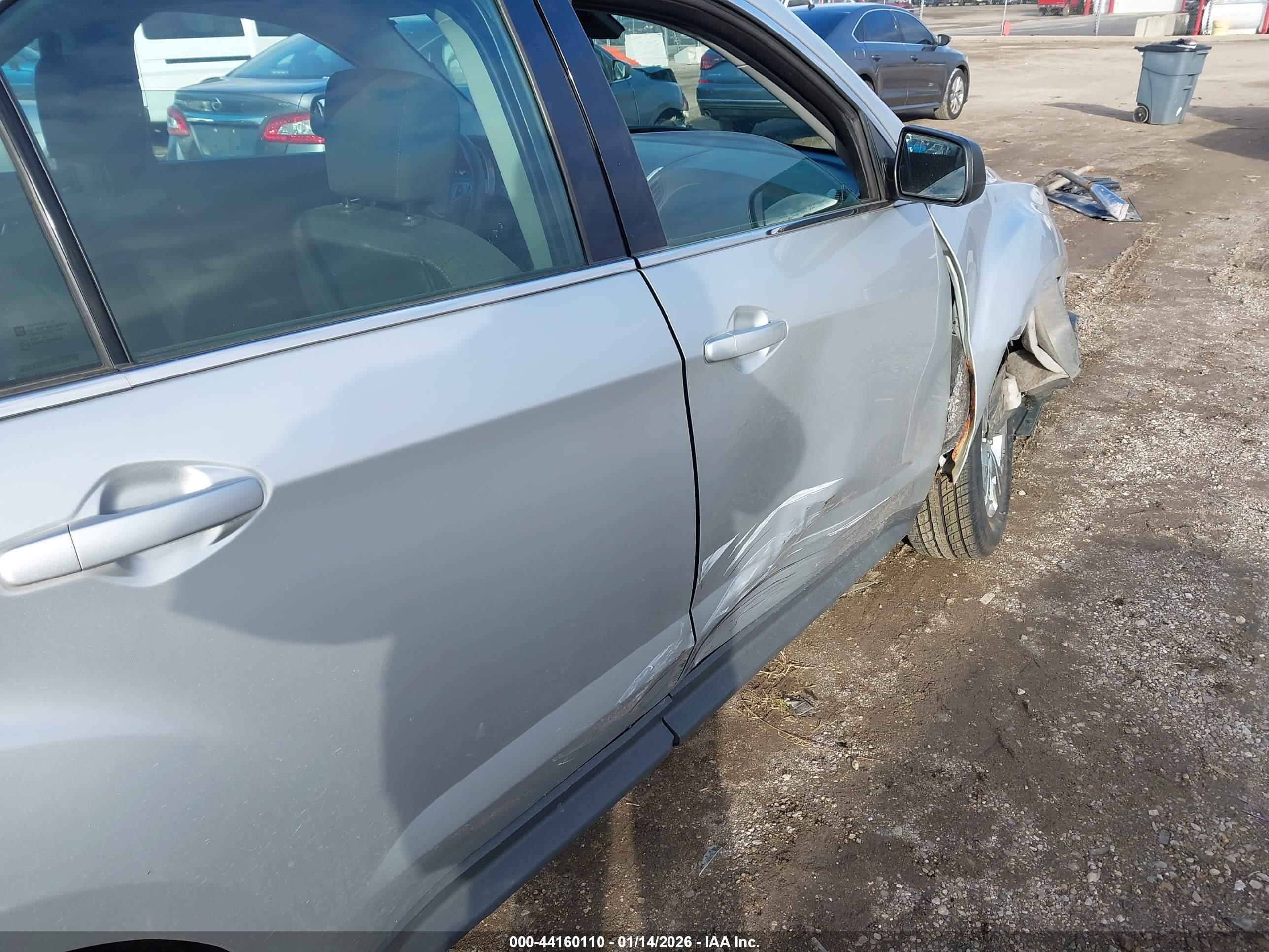 CHEVROLET EQUINOX image 6