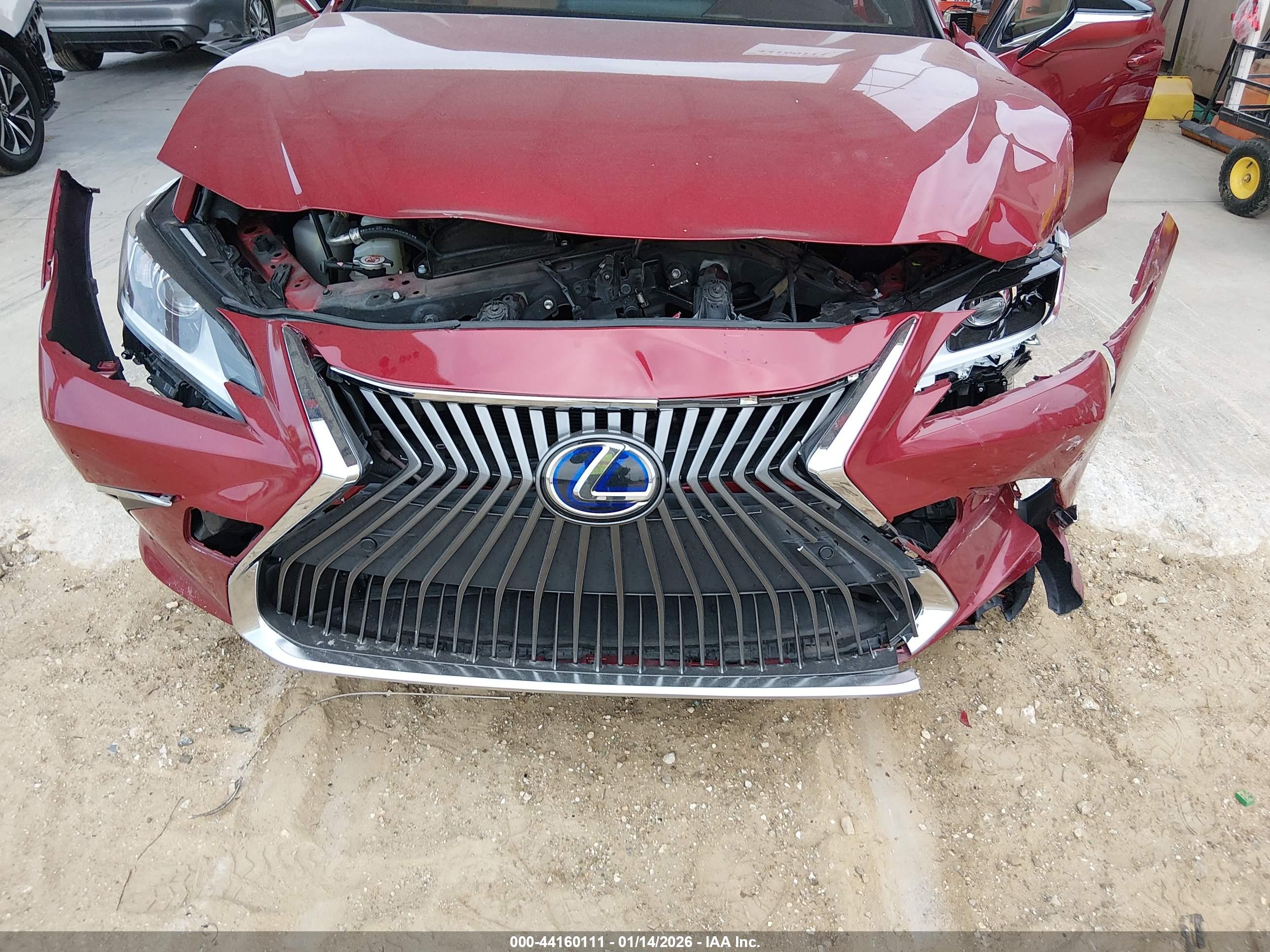 LEXUS ES image 6