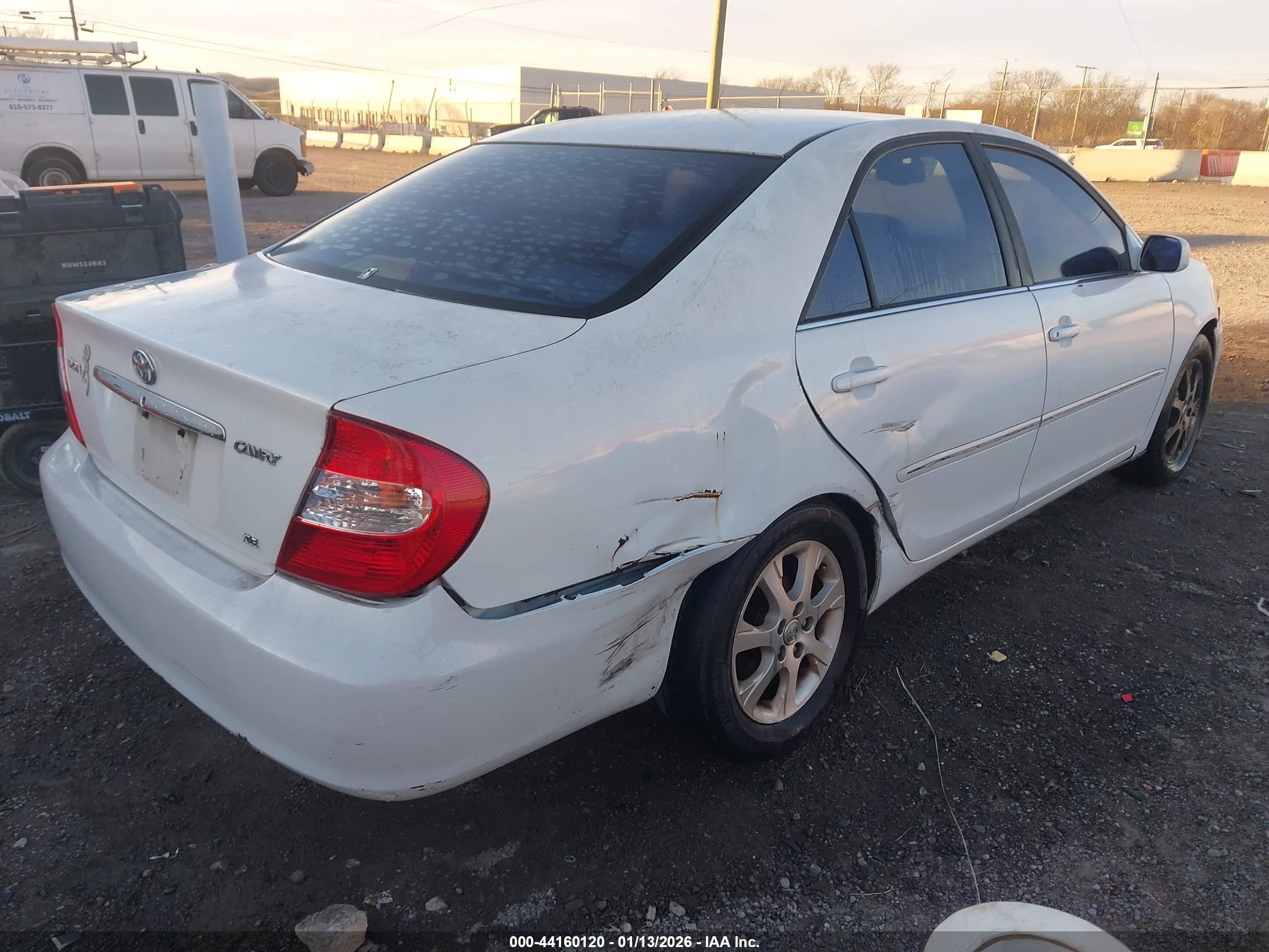 TOYOTA CAMRY image 6