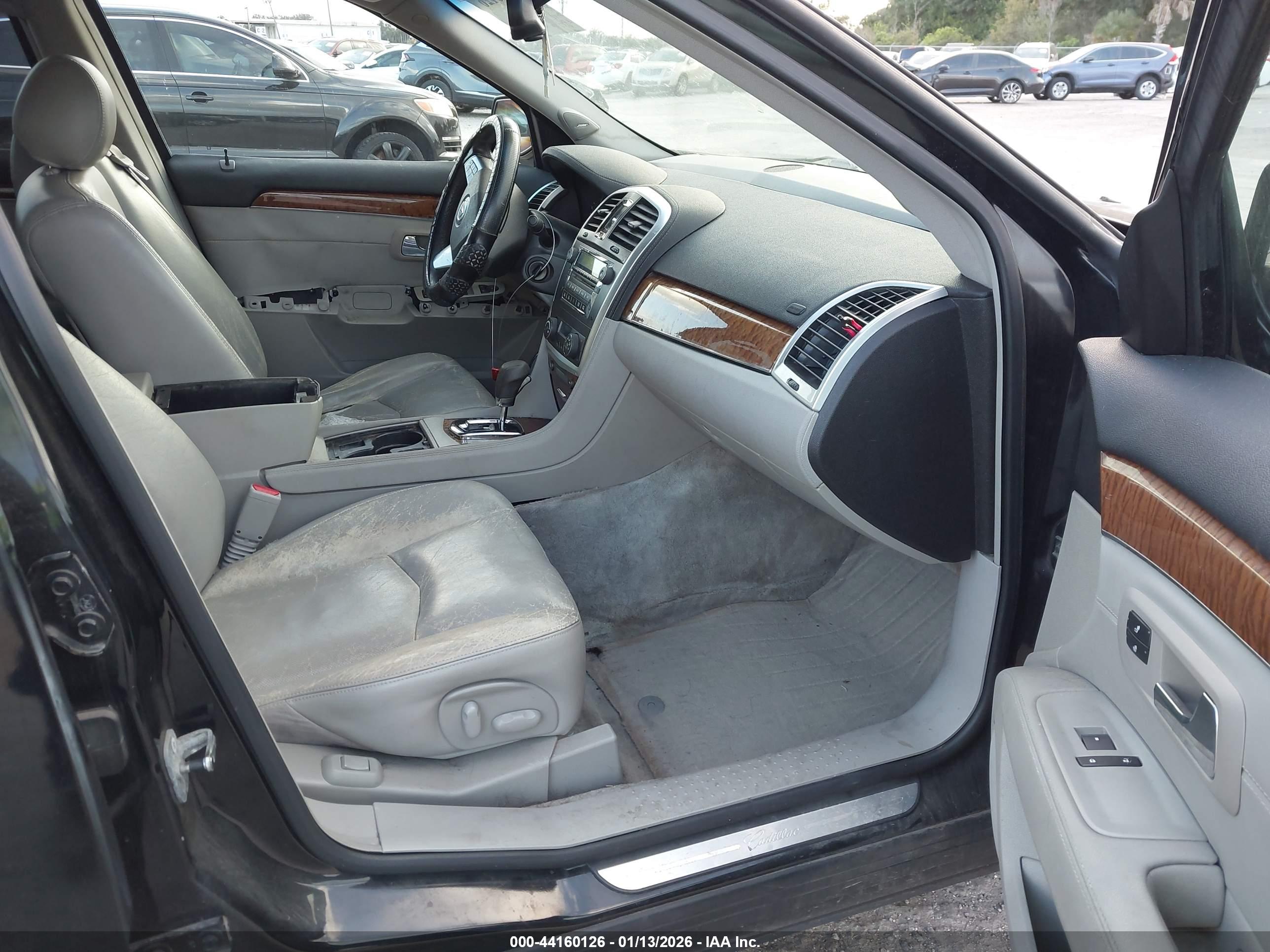CADILLAC SRX image 5