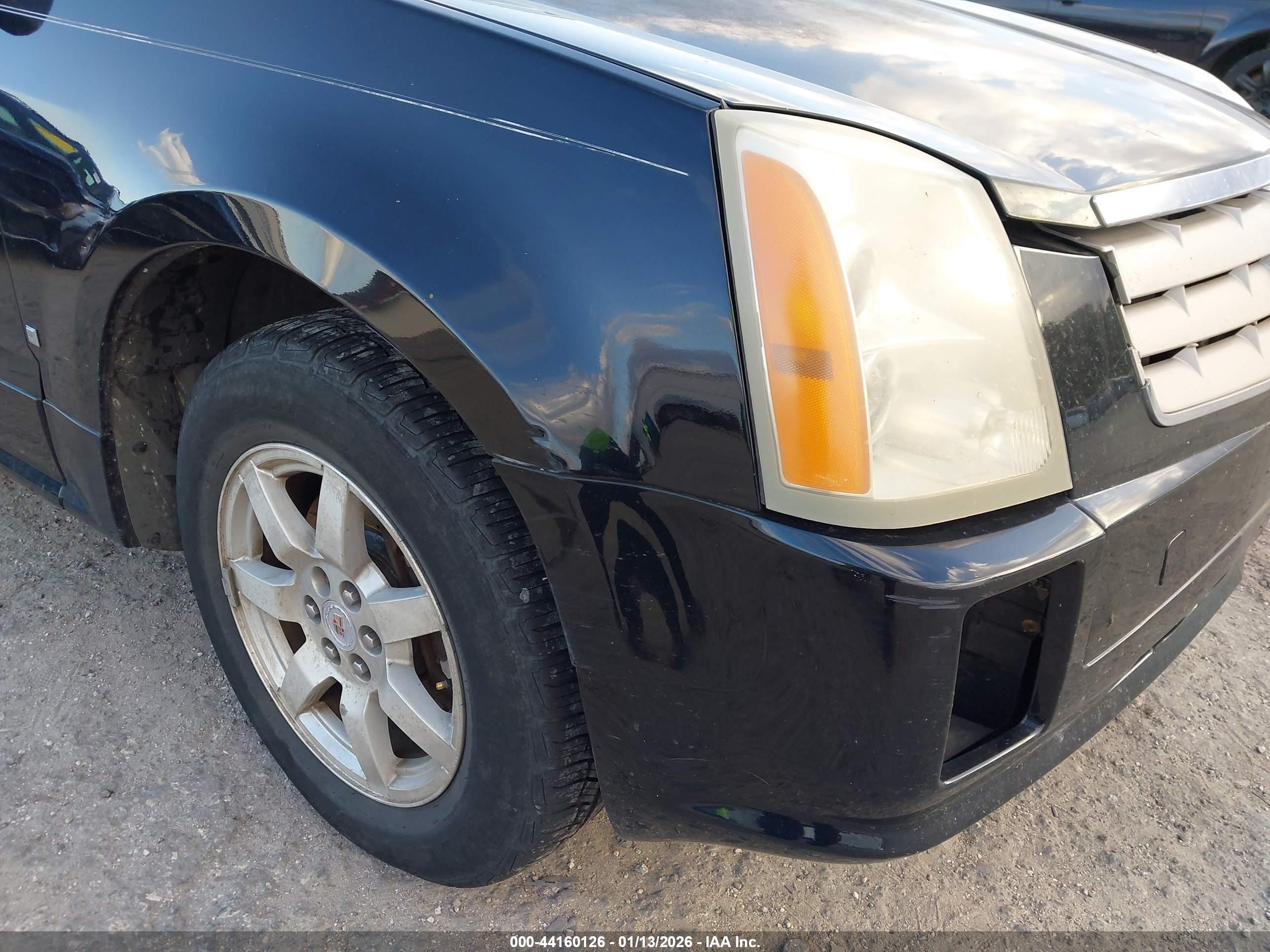 CADILLAC SRX image 6
