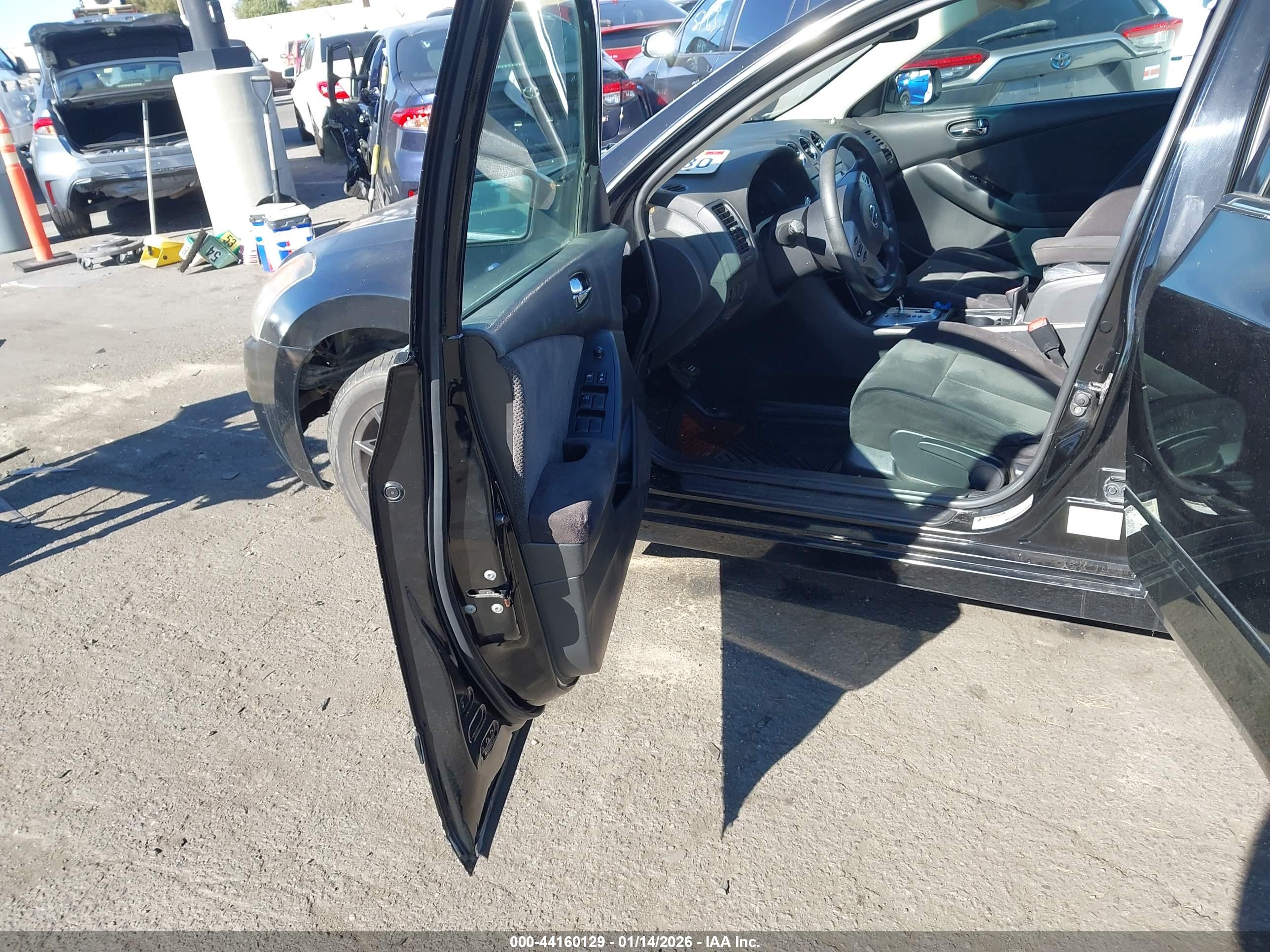 NISSAN ALTIMA image 5