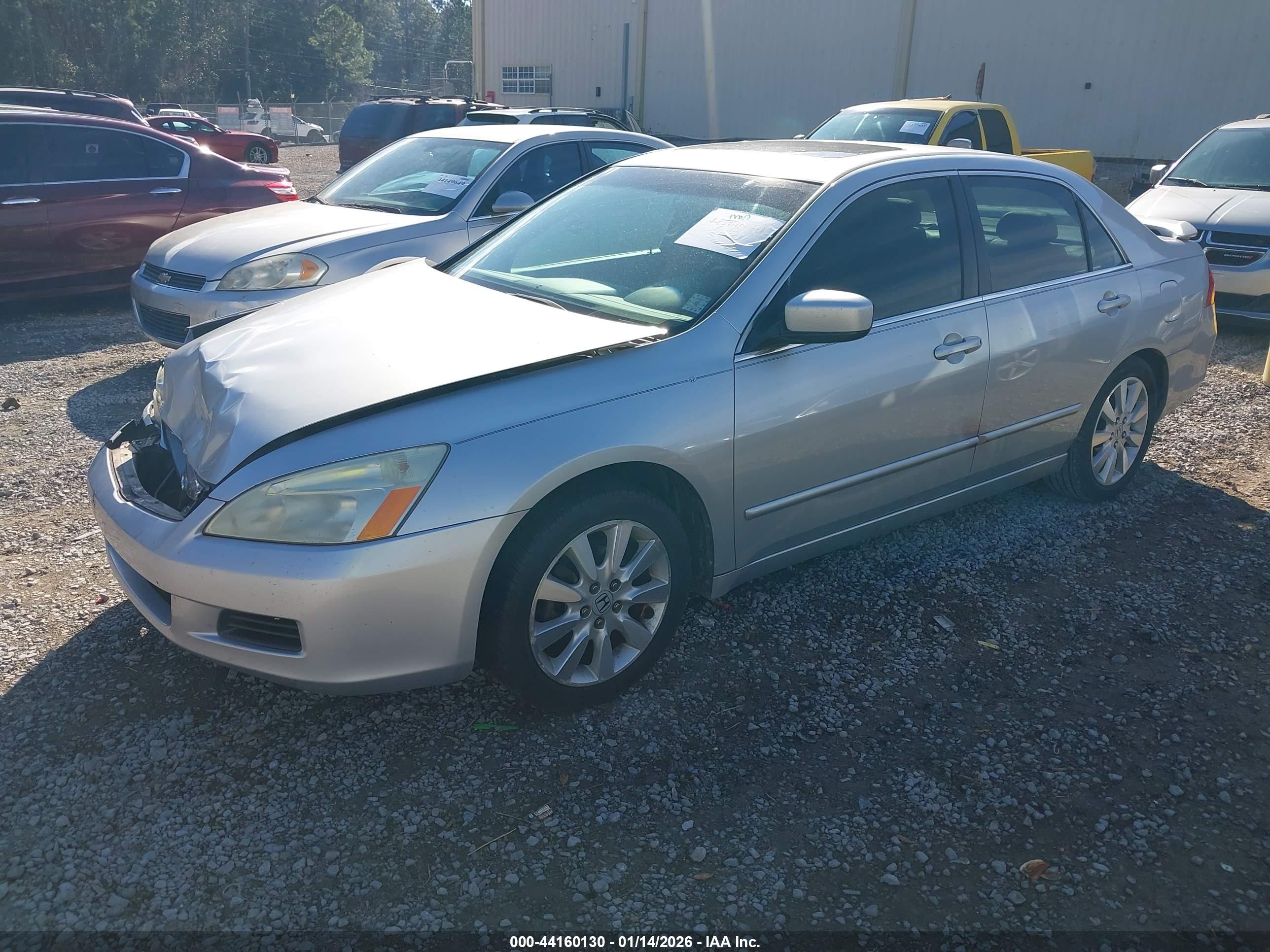 HONDA ACCORD image 2