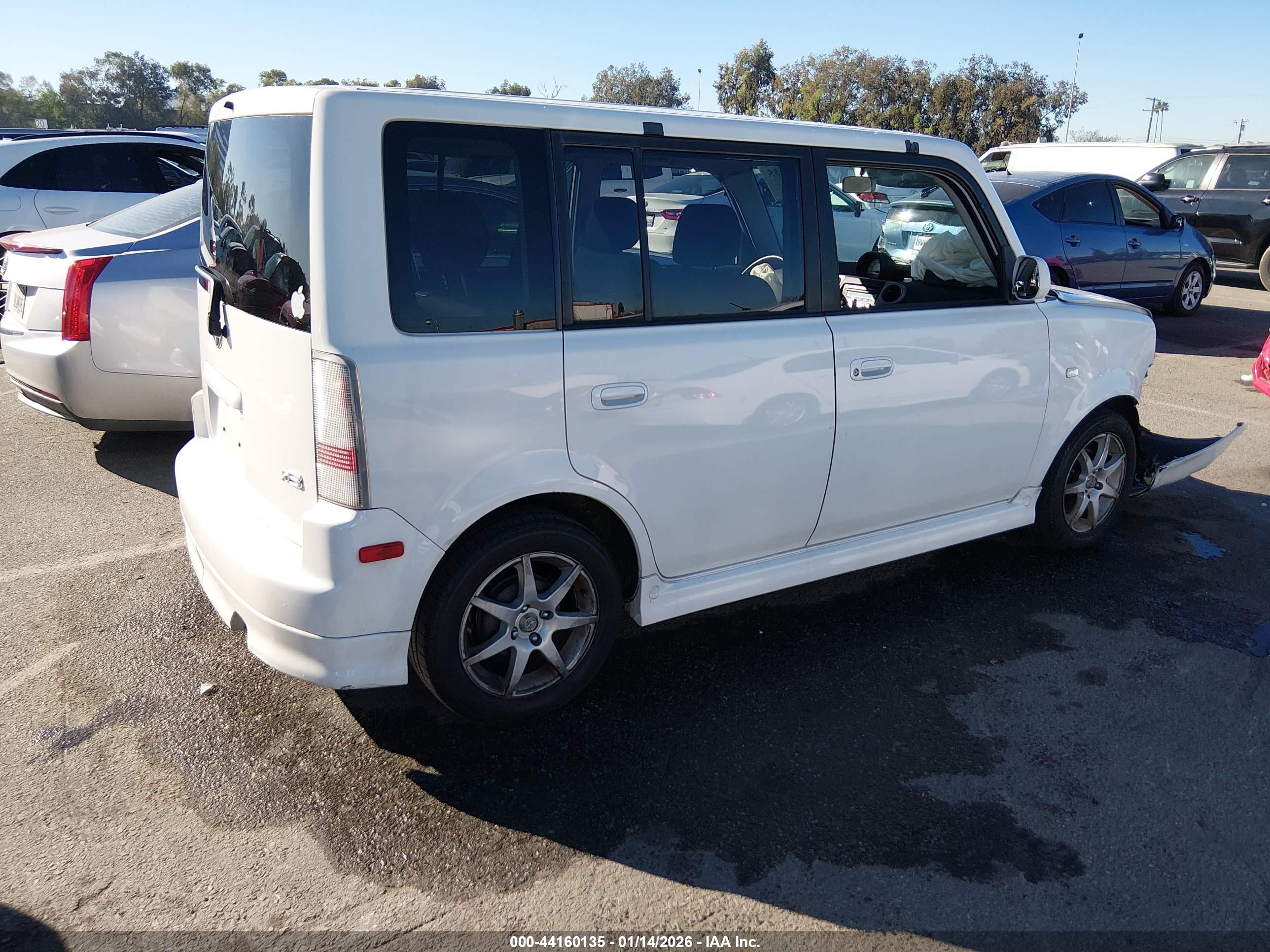 SCION XB image 4