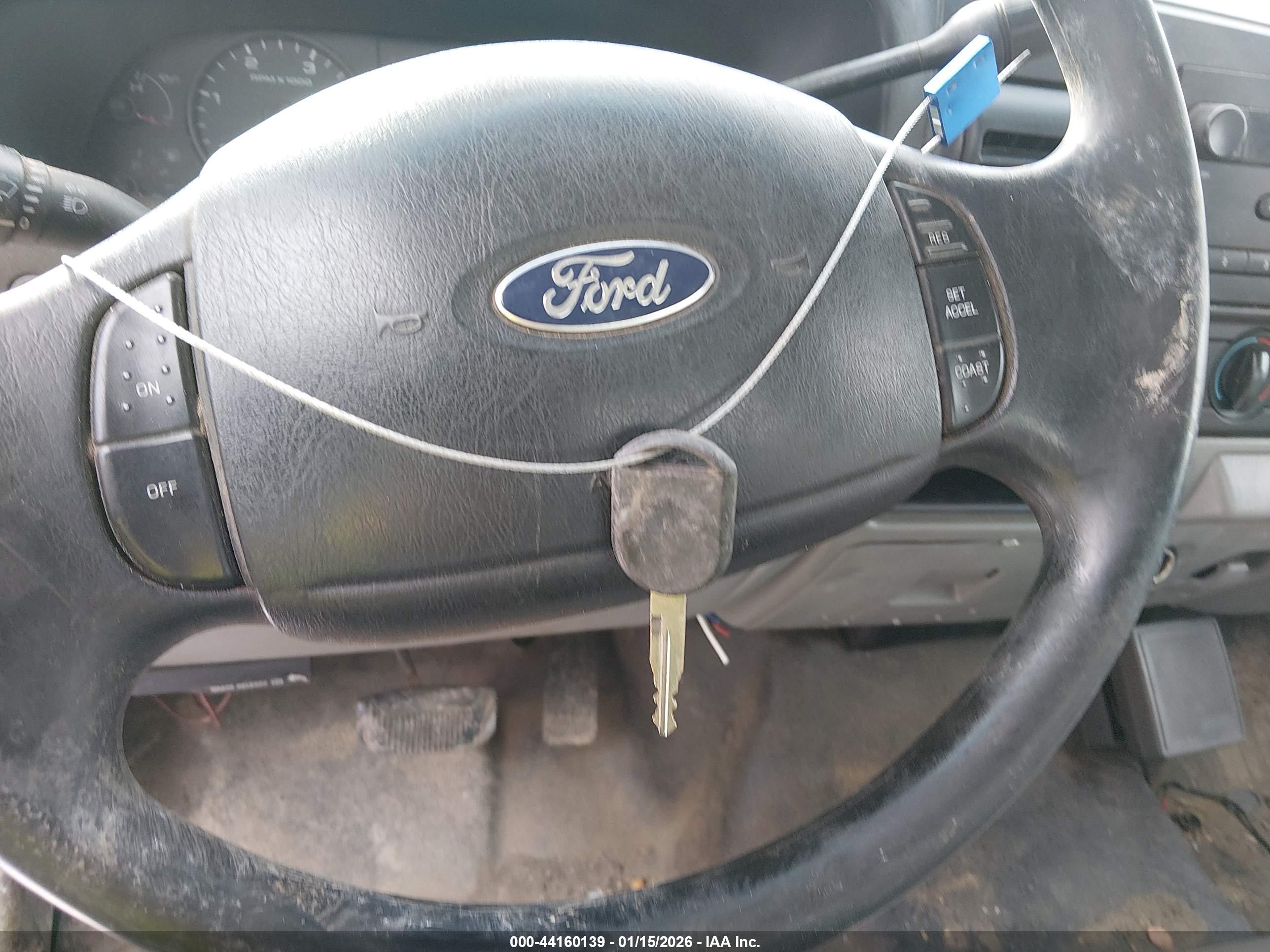 FORD F-350 image 11