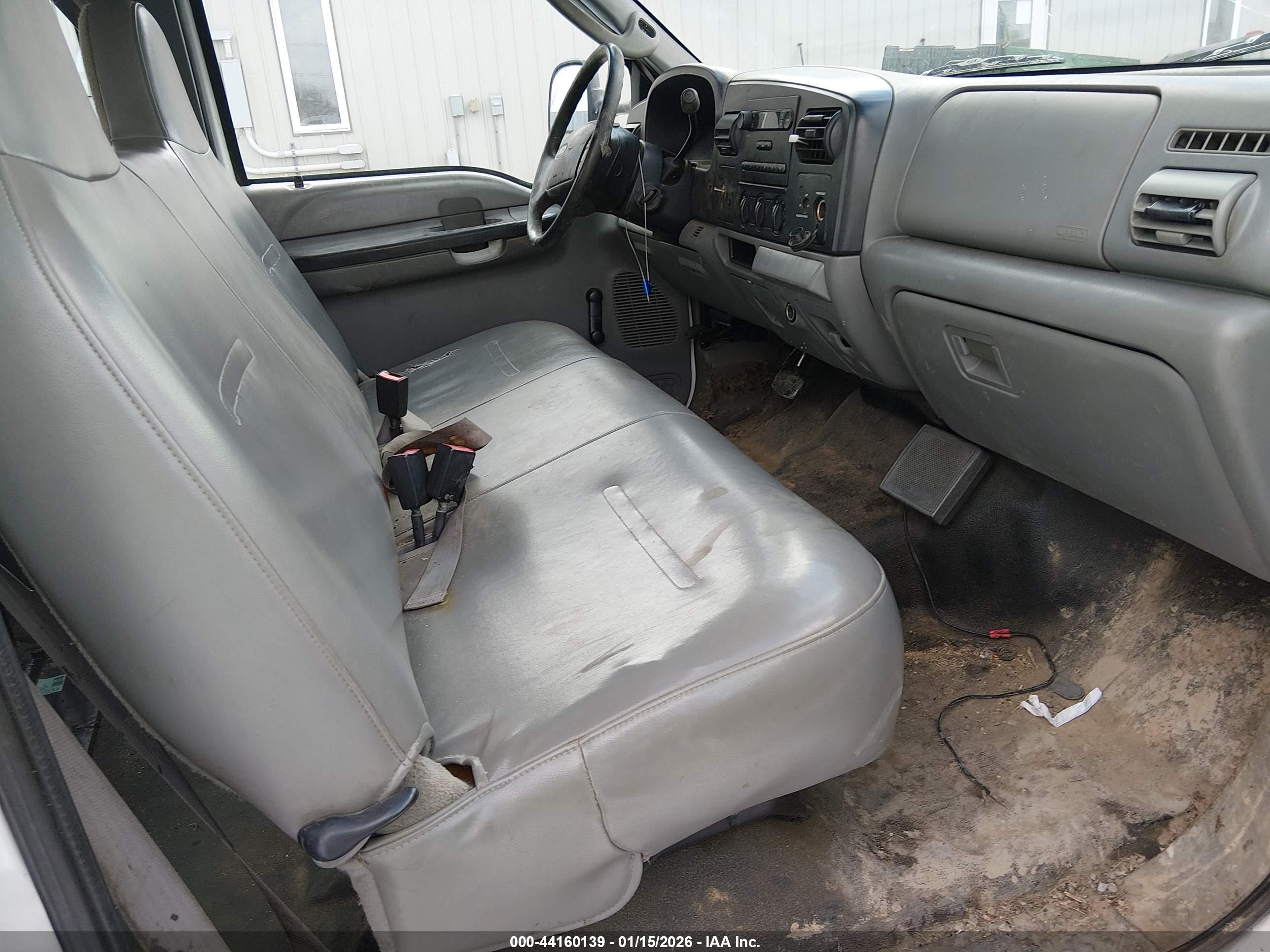 FORD F-350 image 5