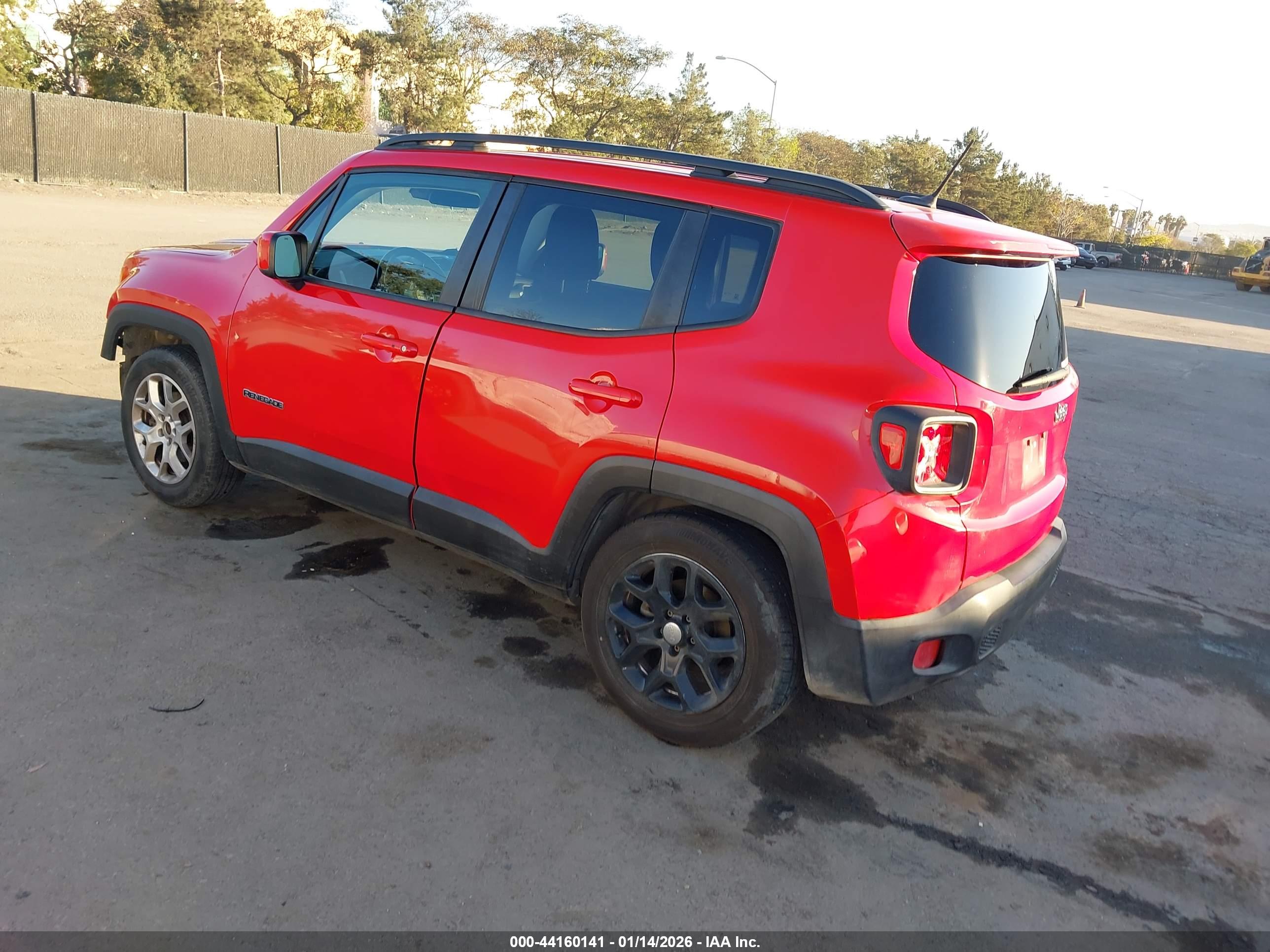 JEEP RENEGADE image 3