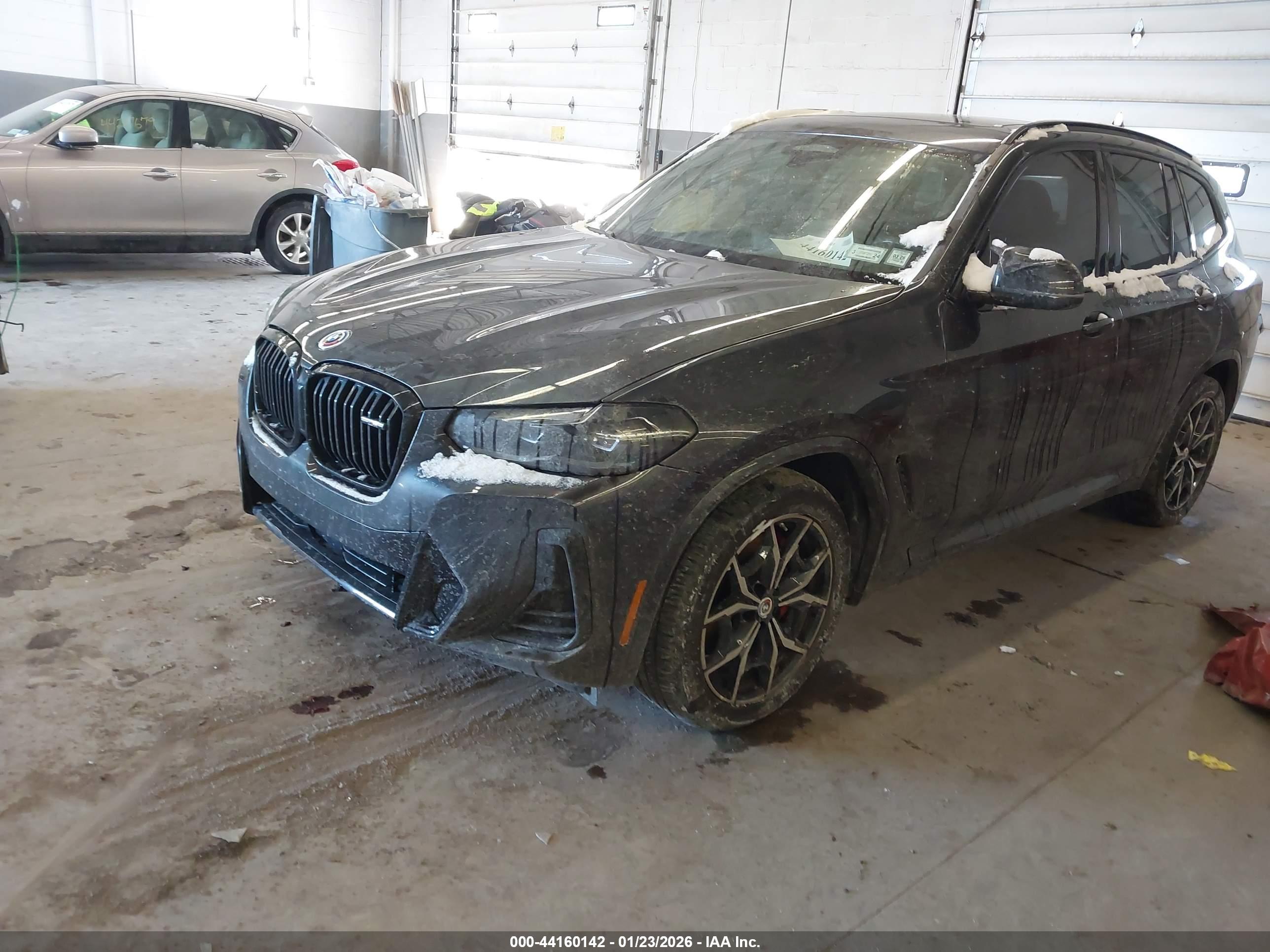 BMW X3 image 2
