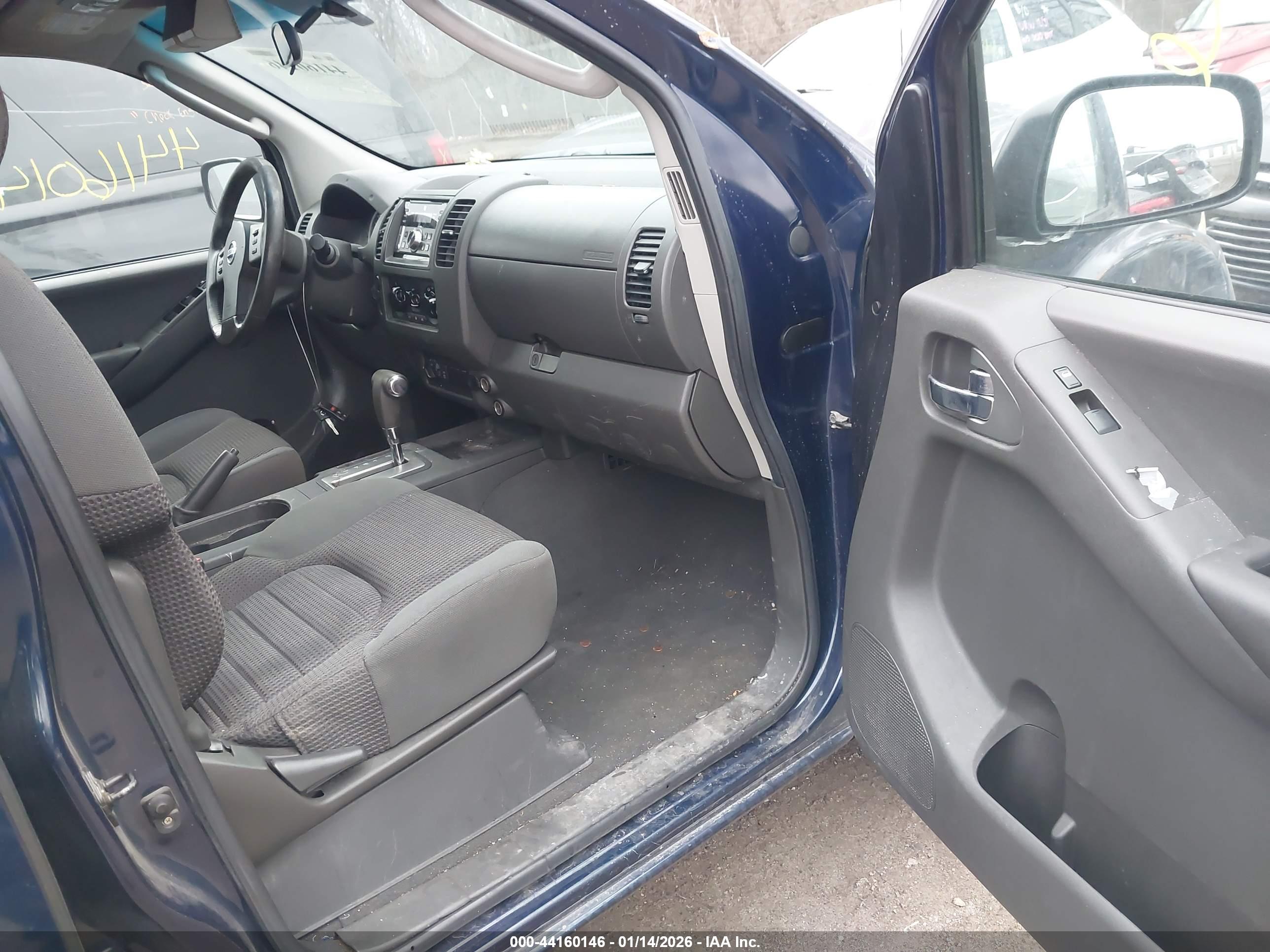 NISSAN FRONTIER image 5