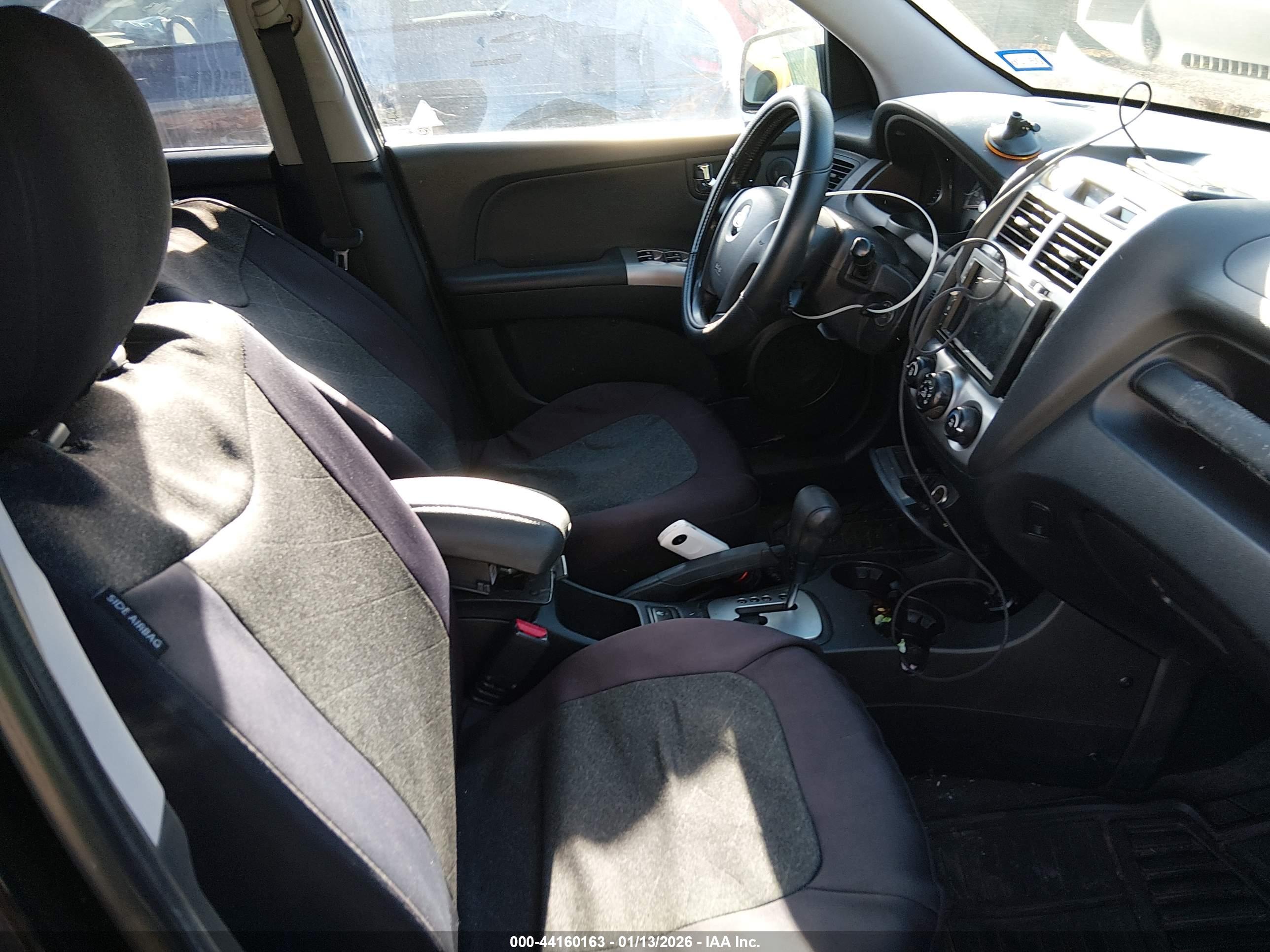 KIA SPORTAGE image 5