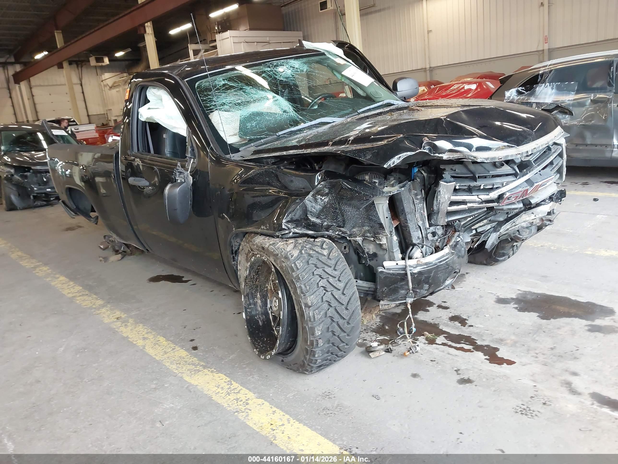 GMC SIERRA image 6