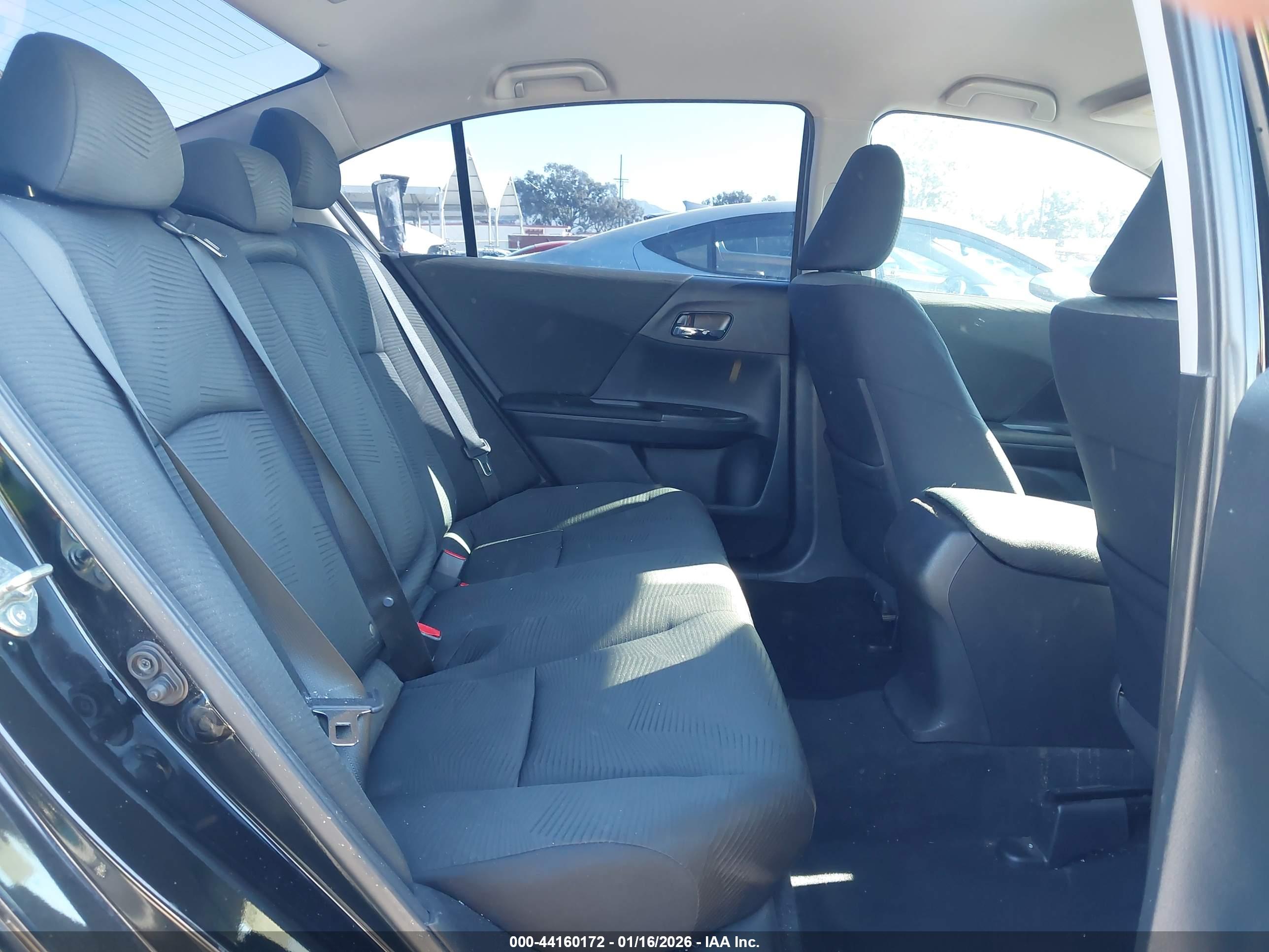 HONDA ACCORD image 8
