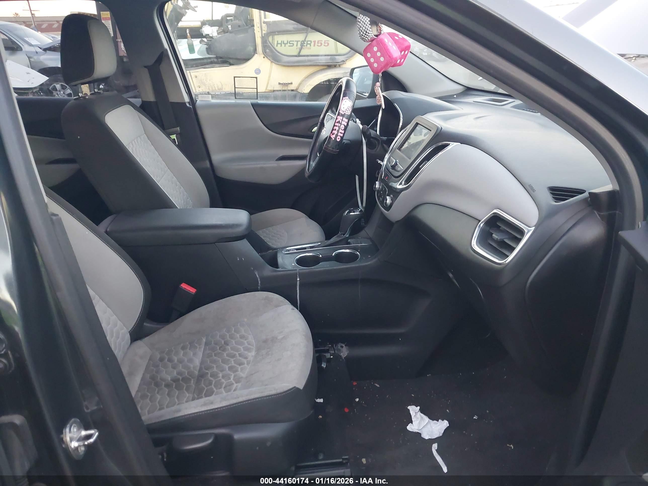CHEVROLET EQUINOX image 5