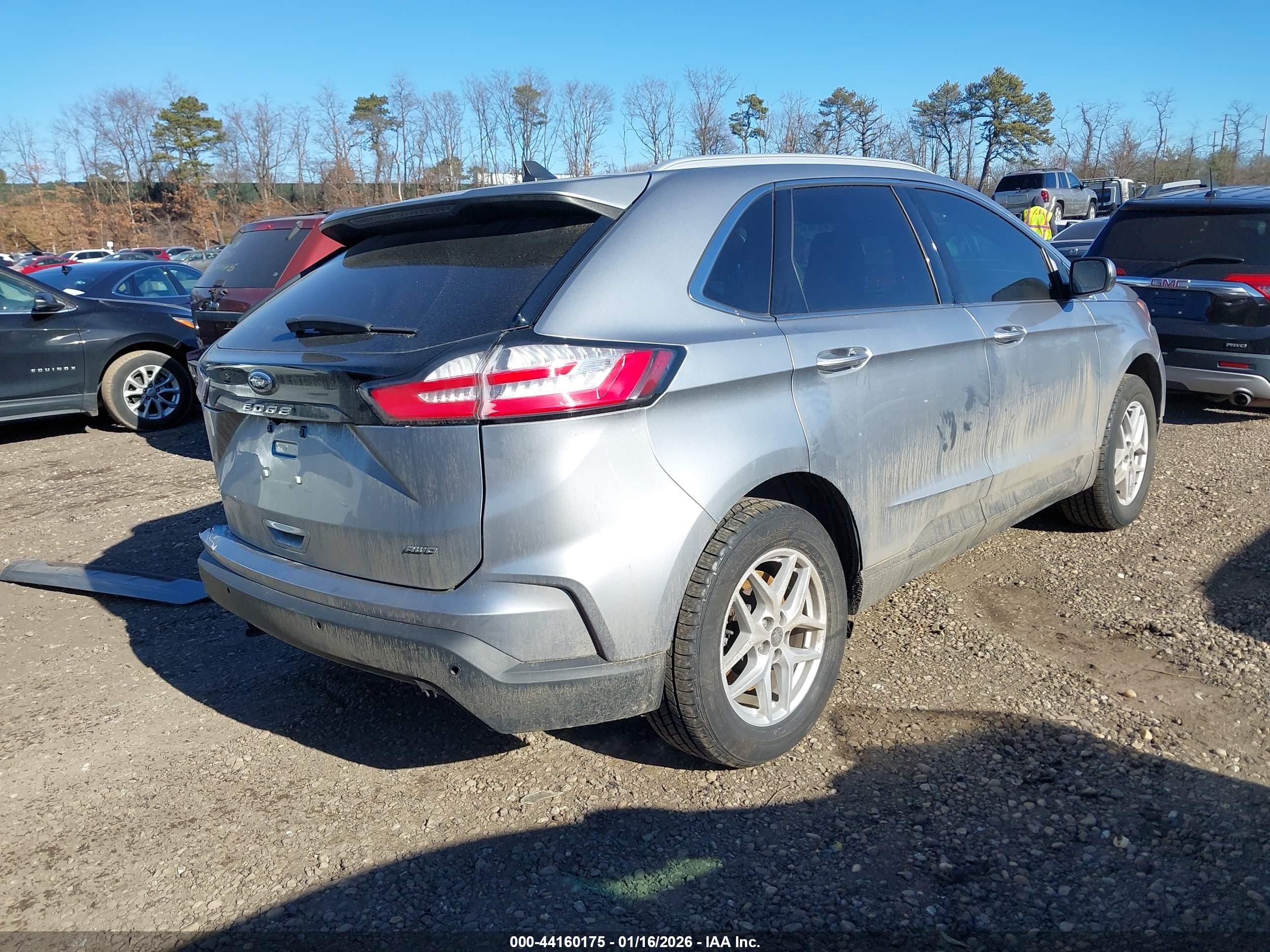 FORD EDGE image 4