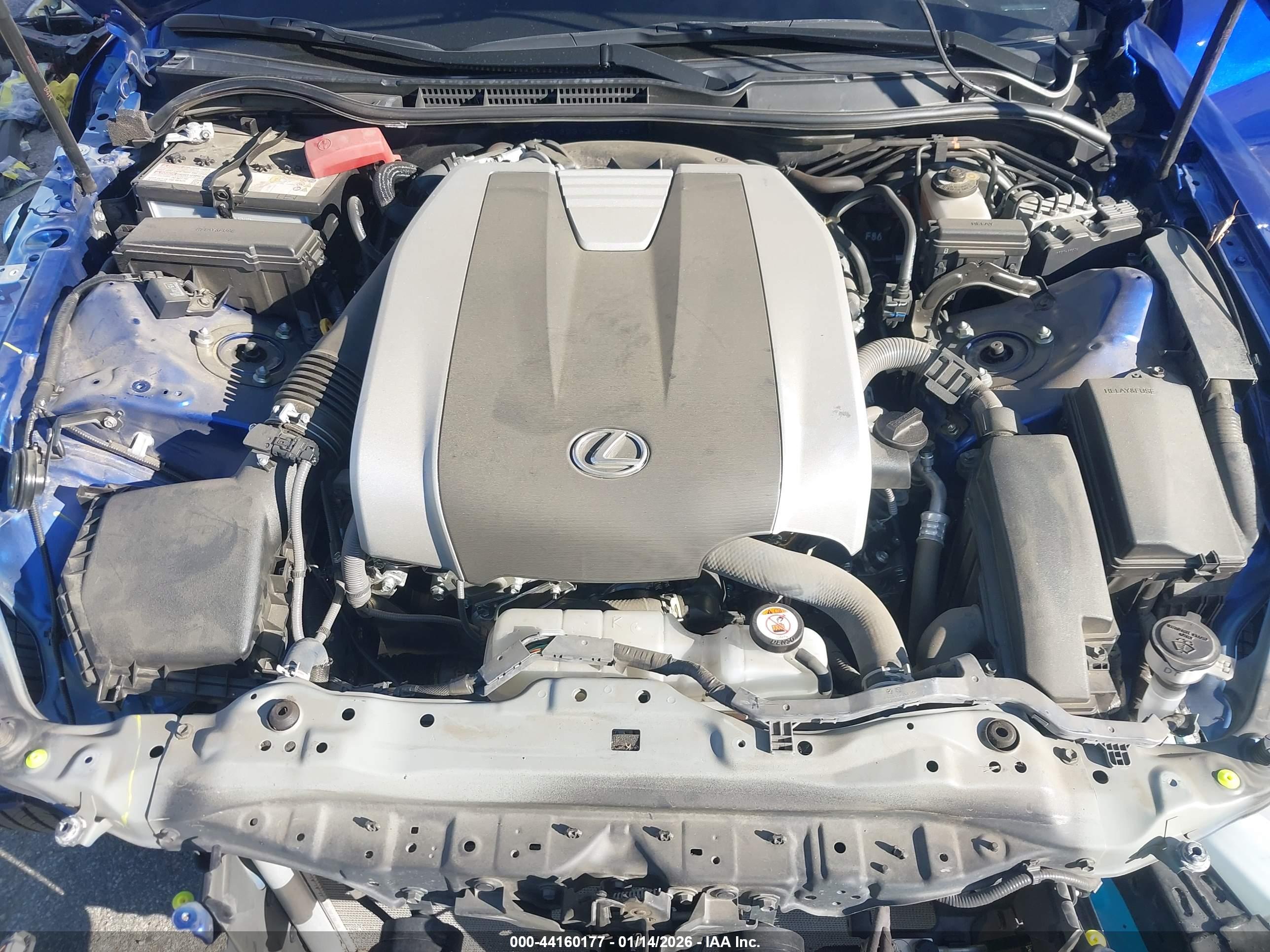 LEXUS IS image 10