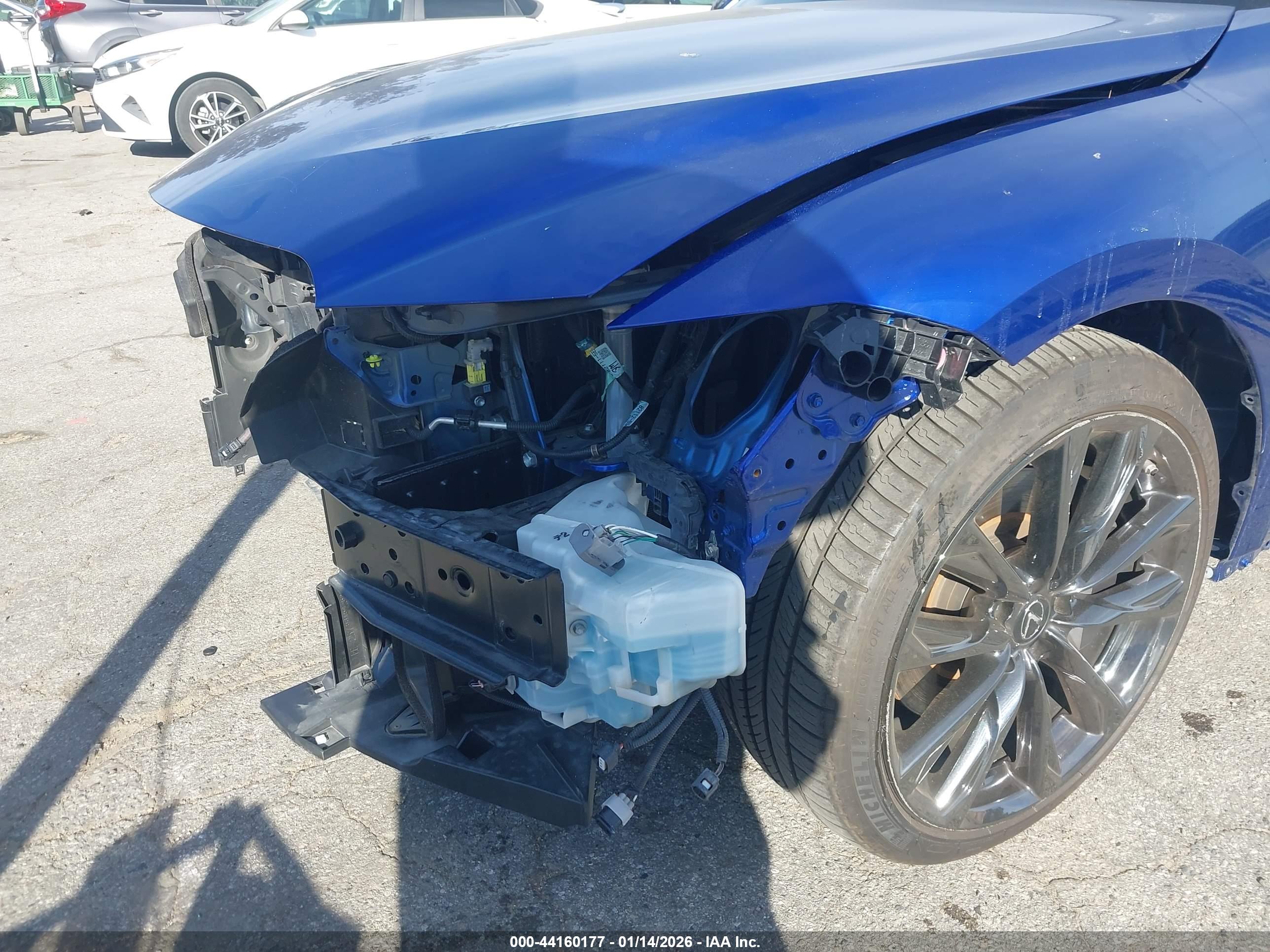 LEXUS IS image 6