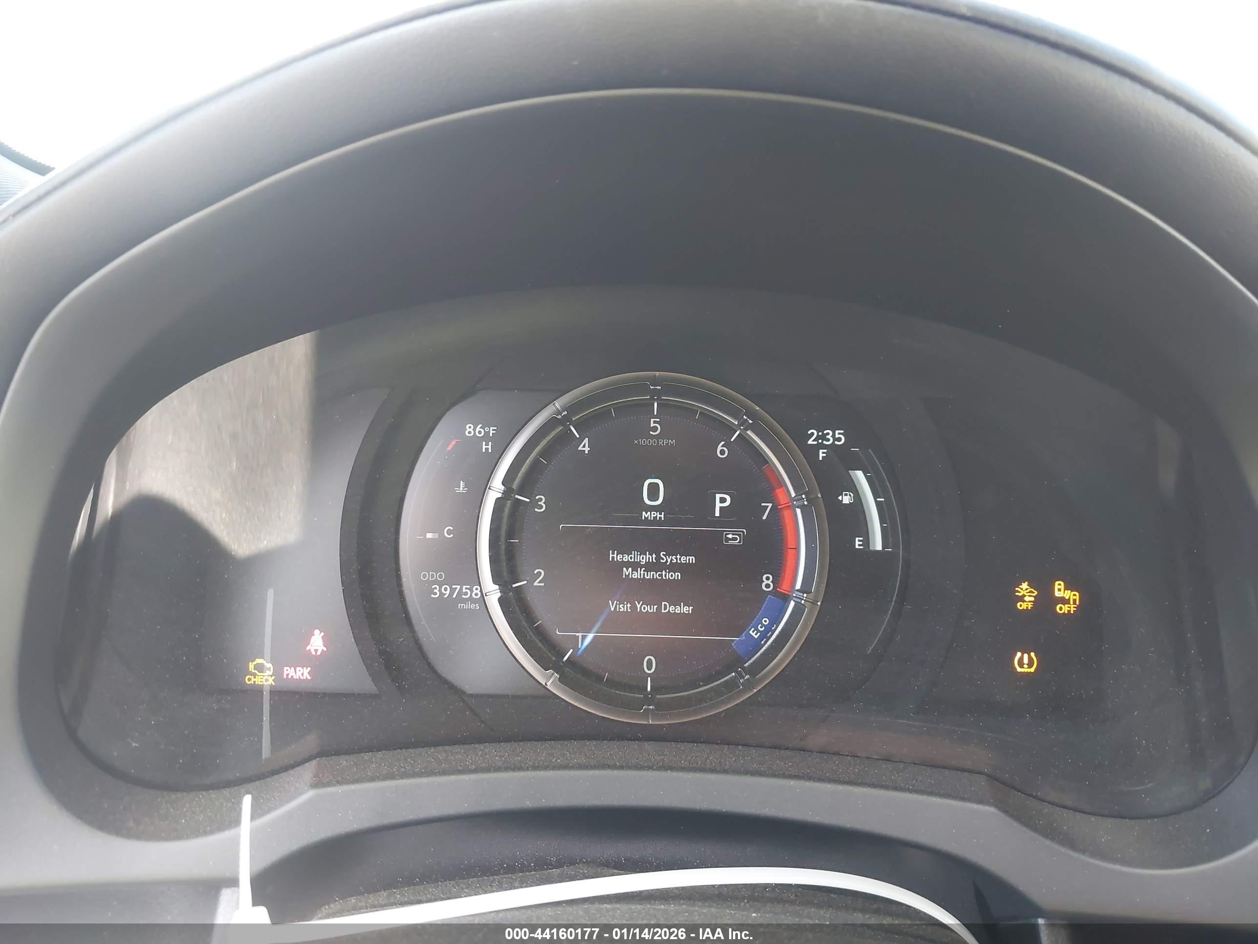 LEXUS IS image 7