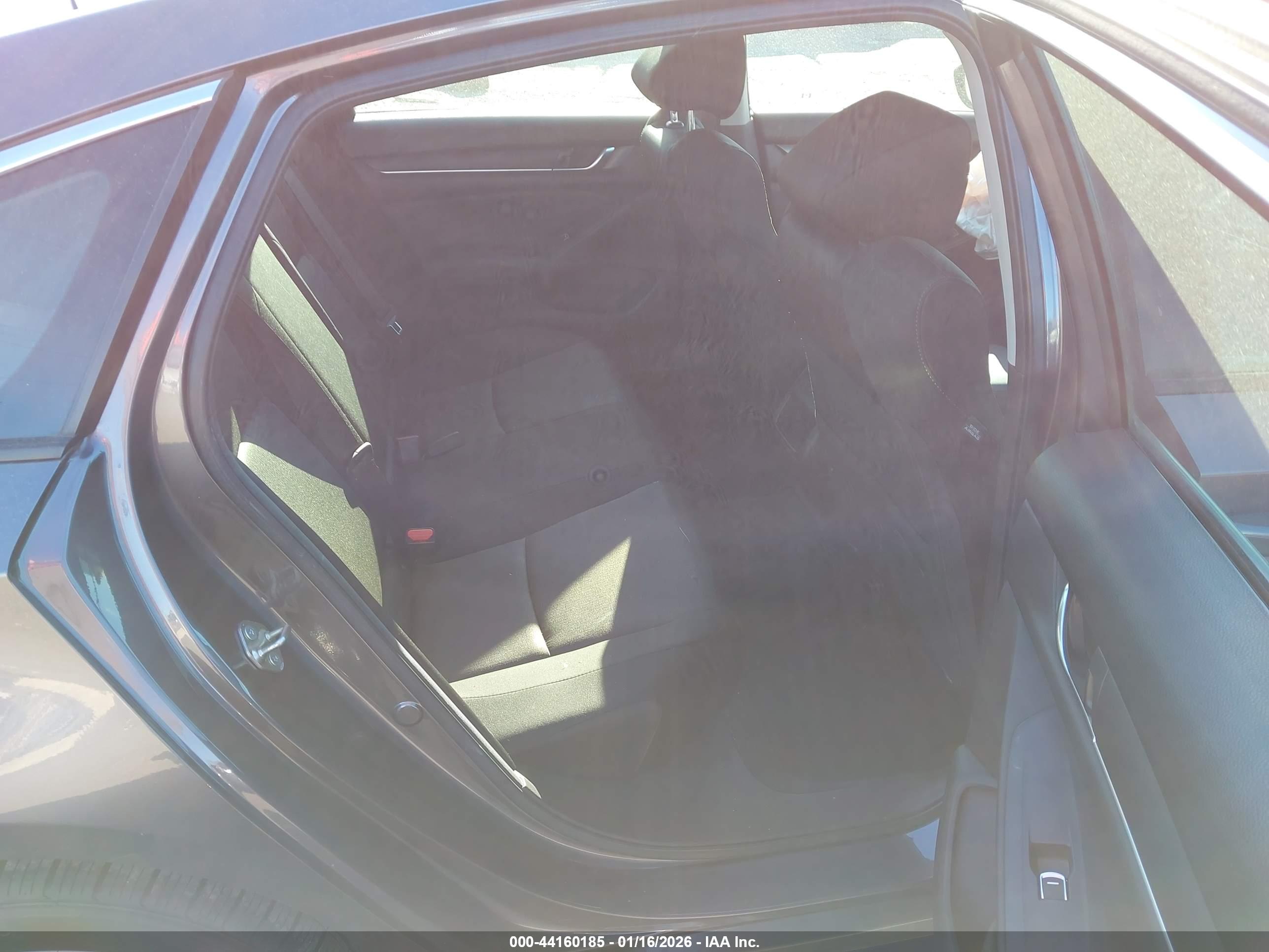 HONDA ACCORD image 8