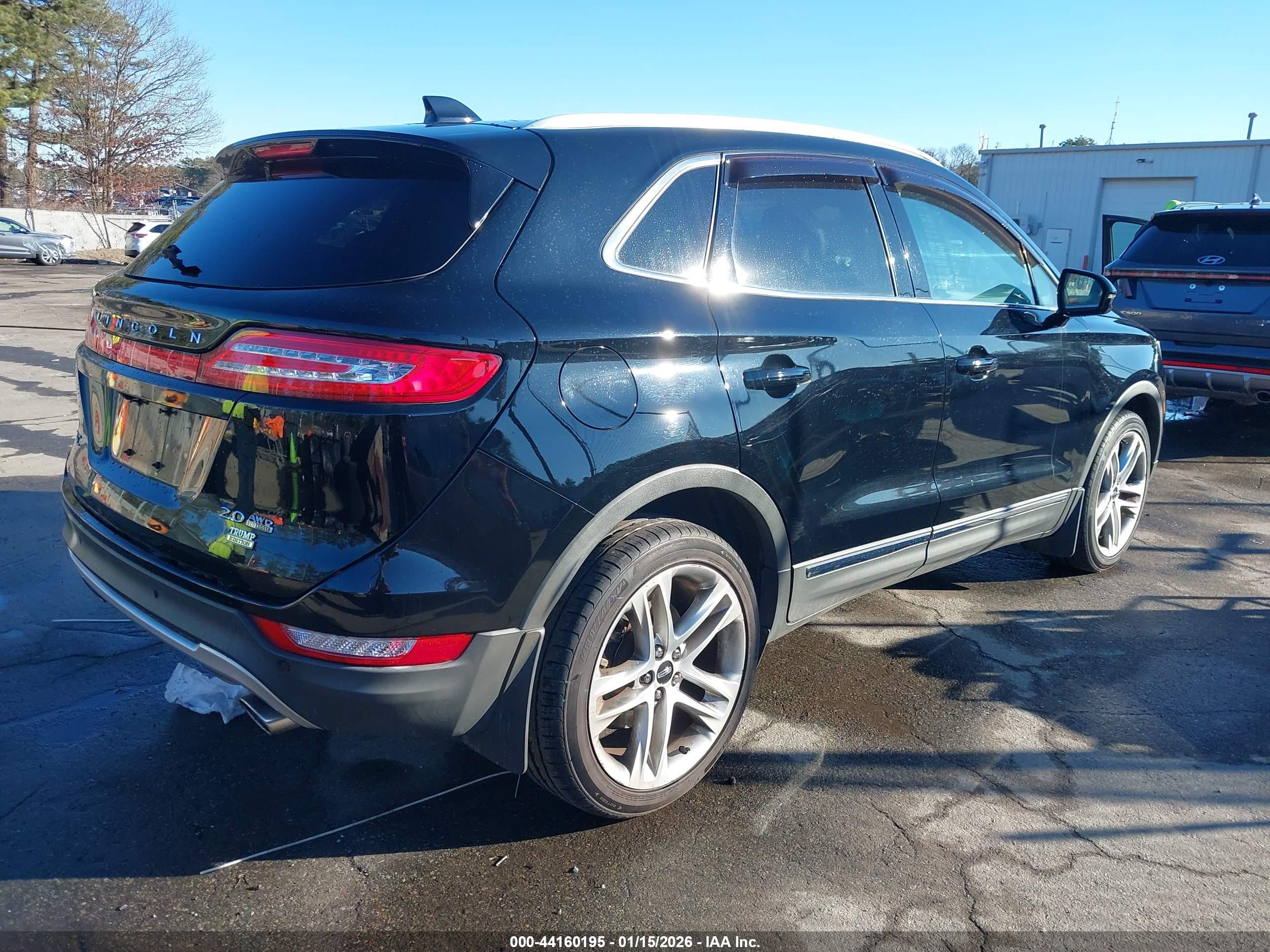 LINCOLN MKC image 4