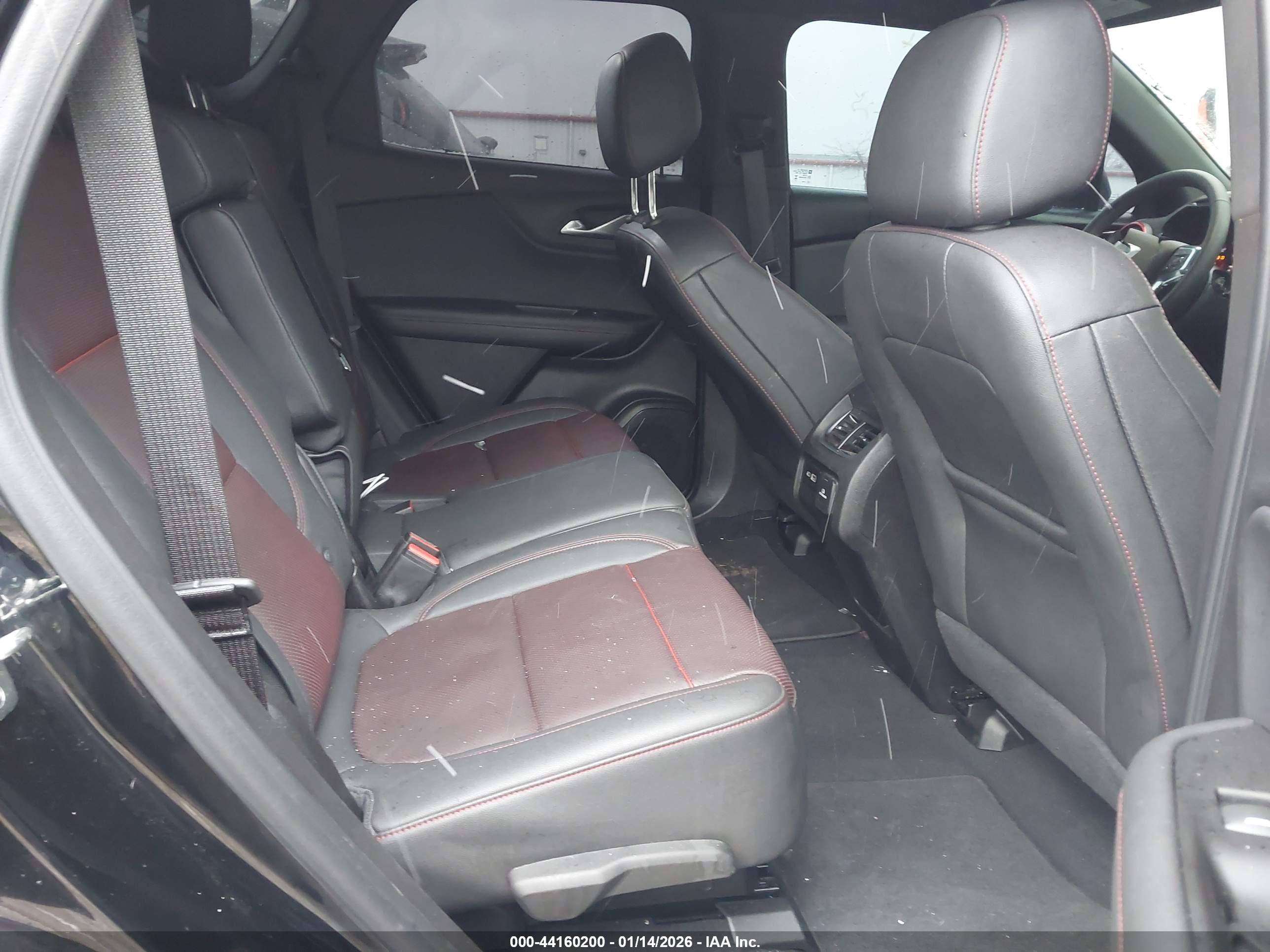 CHEVROLET BLAZER image 8