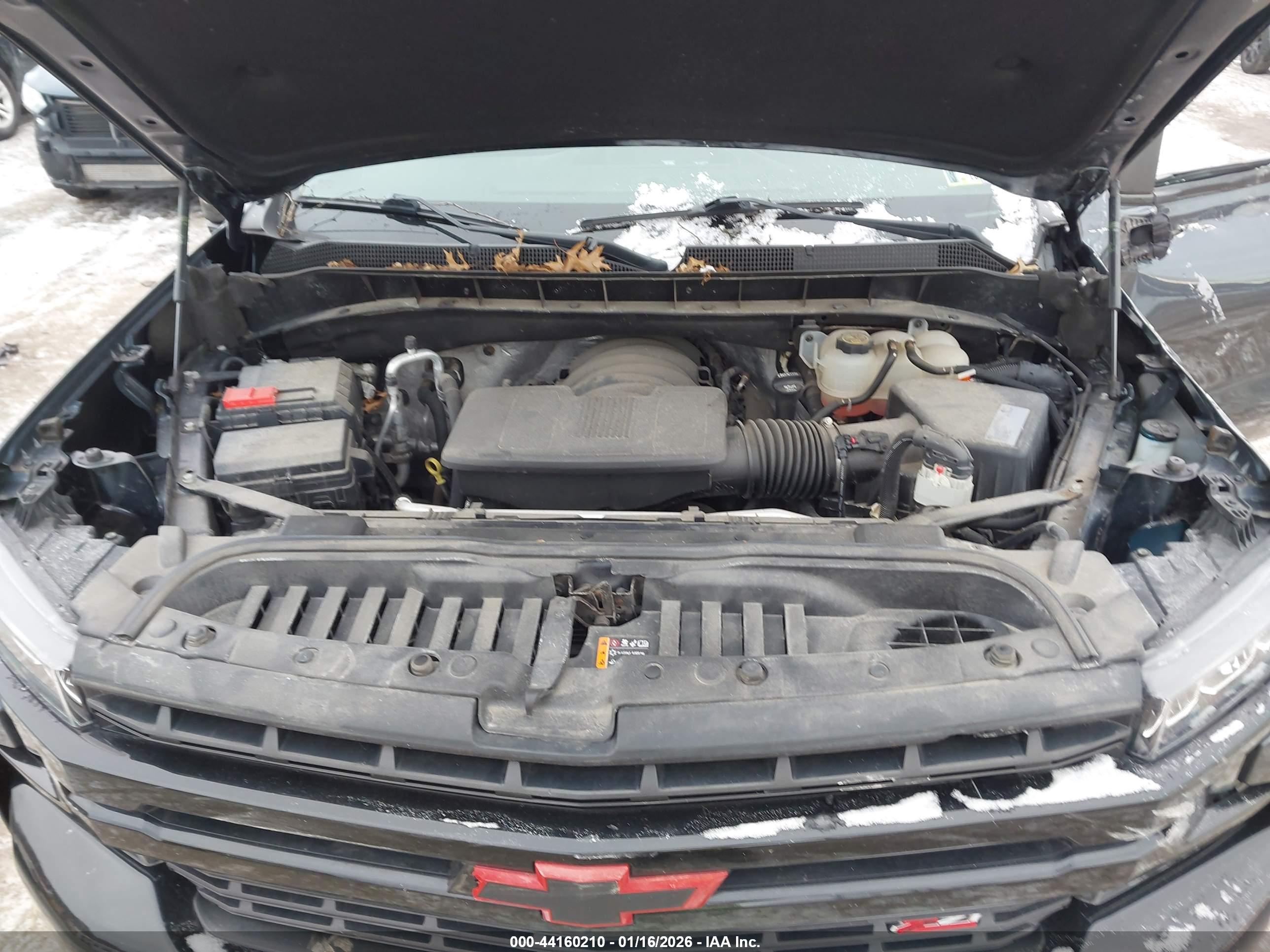 CHEVROLET SILVERADO image 10