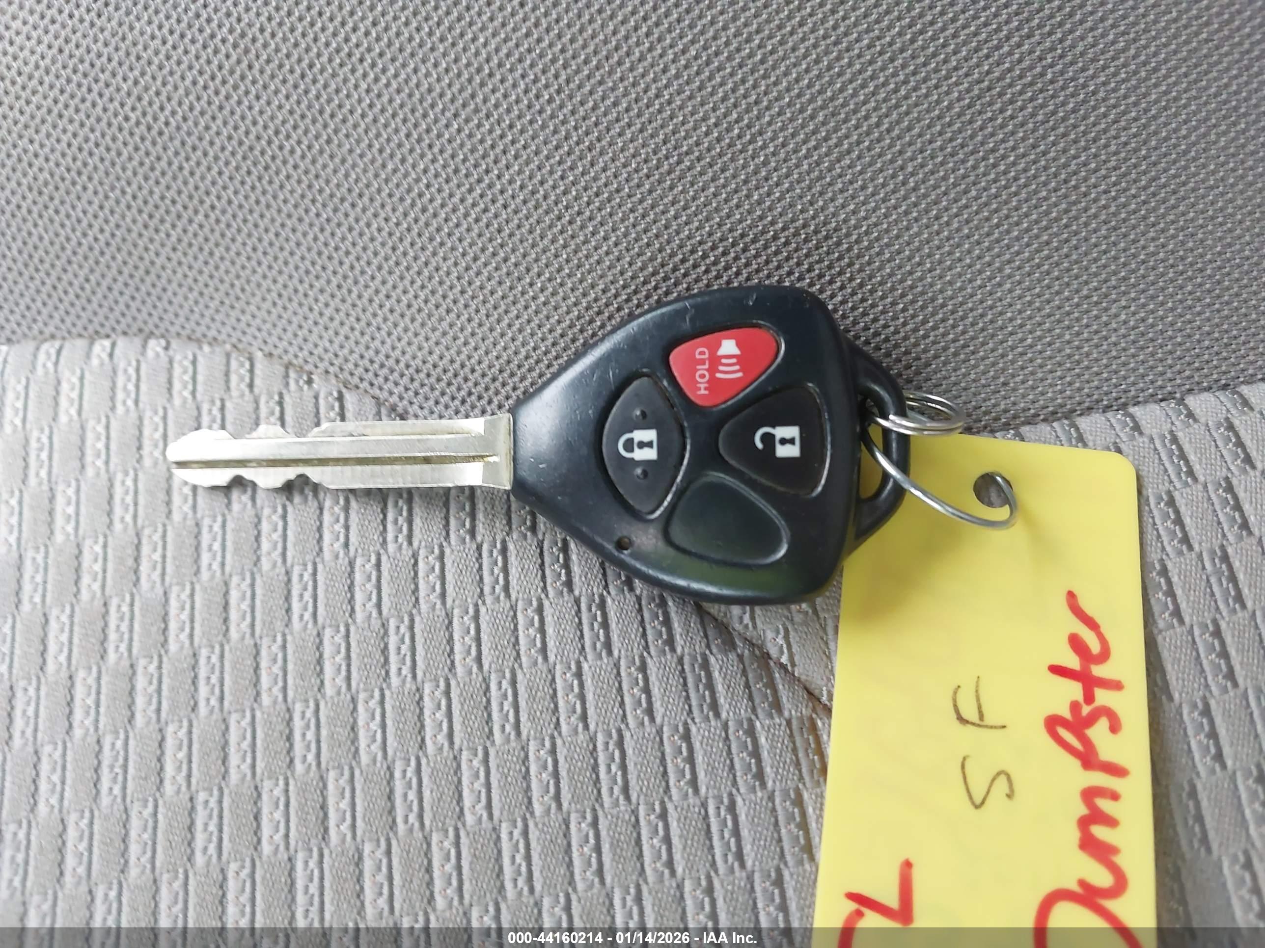 TOYOTA RAV4 image 11