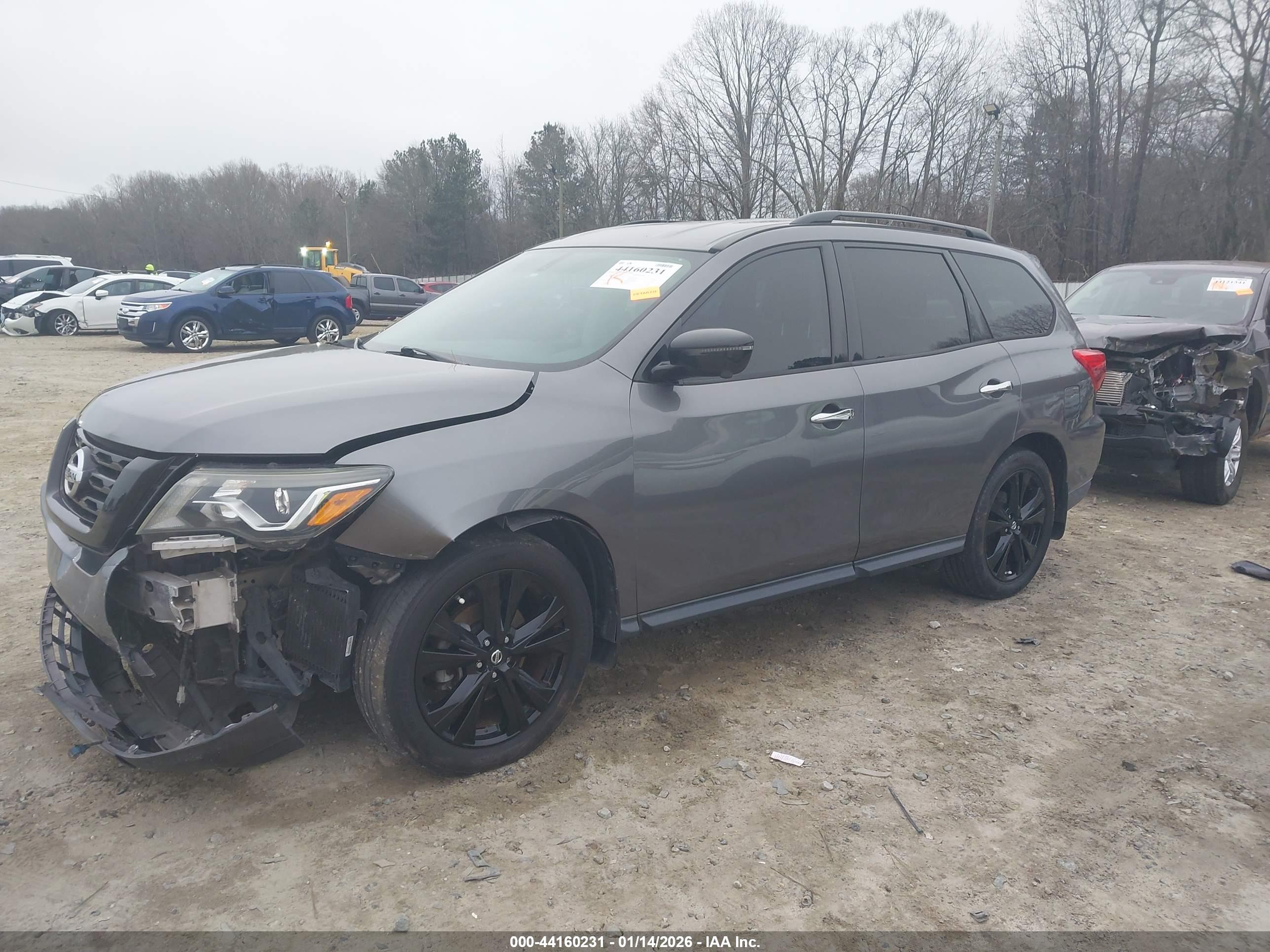 NISSAN PATHFINDER image 2