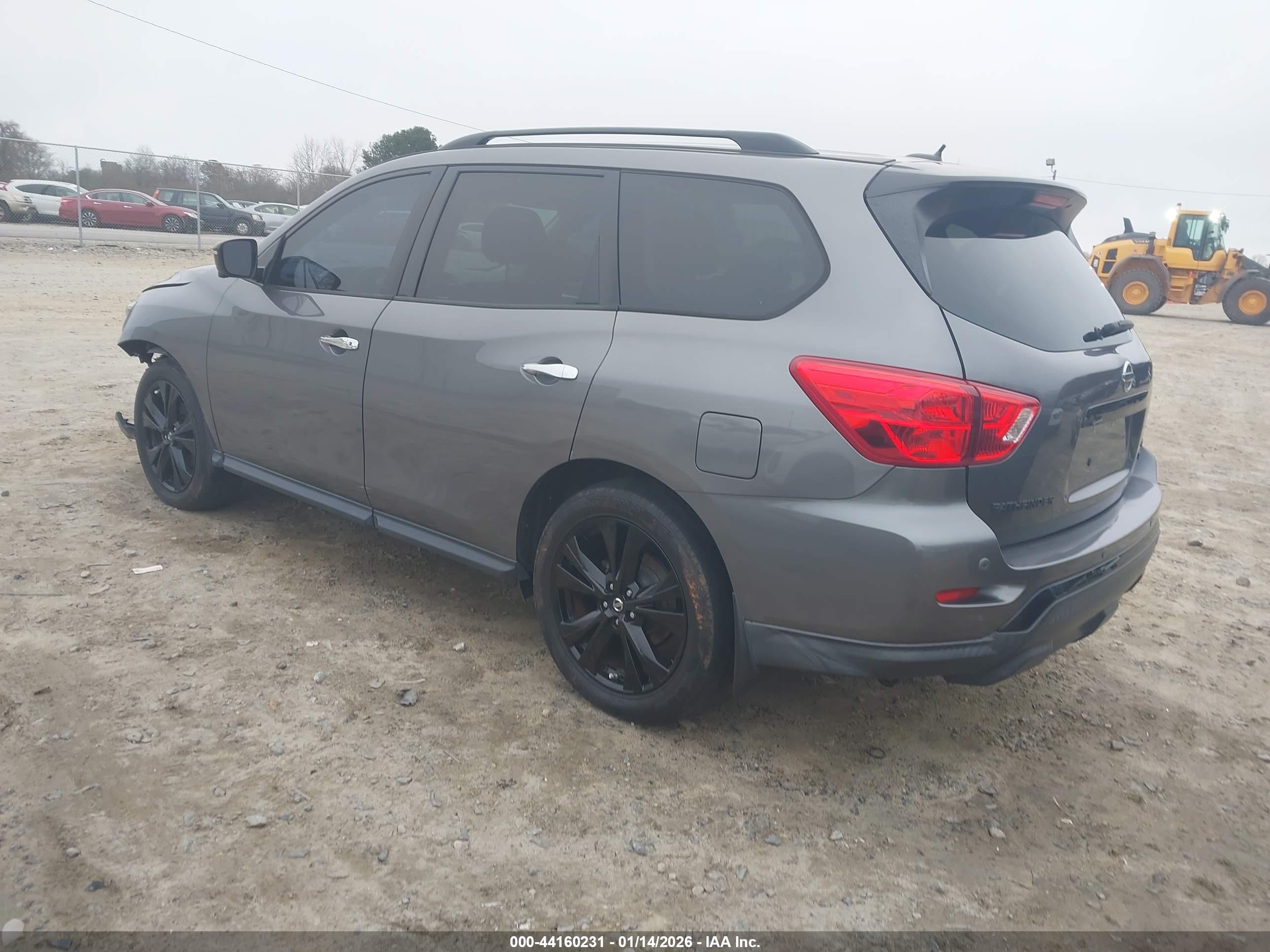 NISSAN PATHFINDER image 3