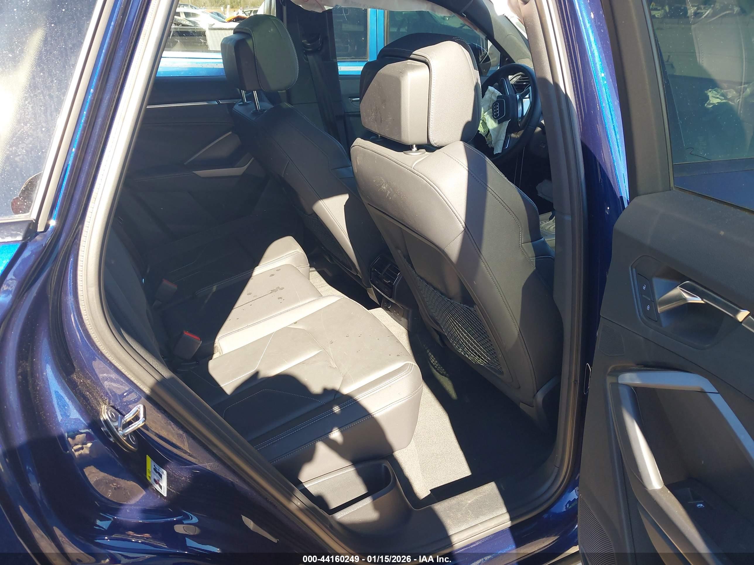 AUDI Q3 image 8
