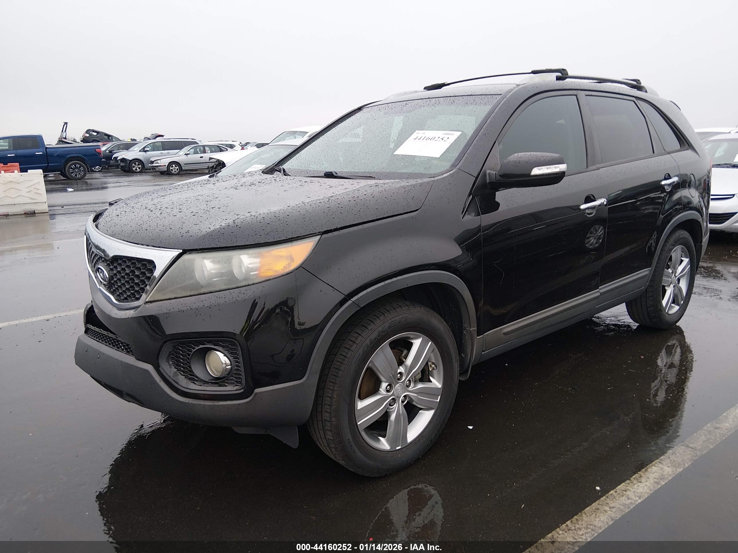 KIA SORENTO image 2