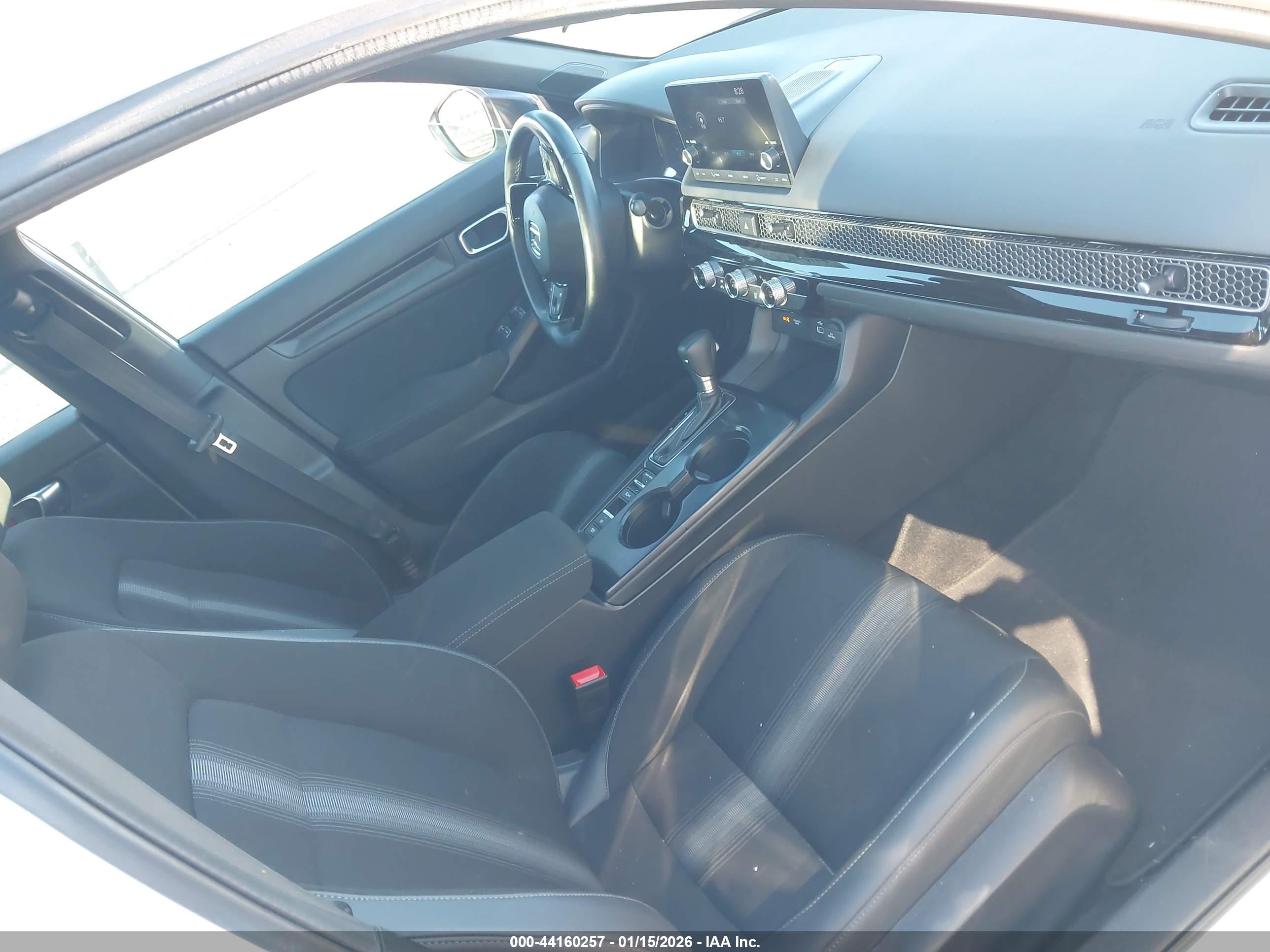 HONDA CIVIC image 5