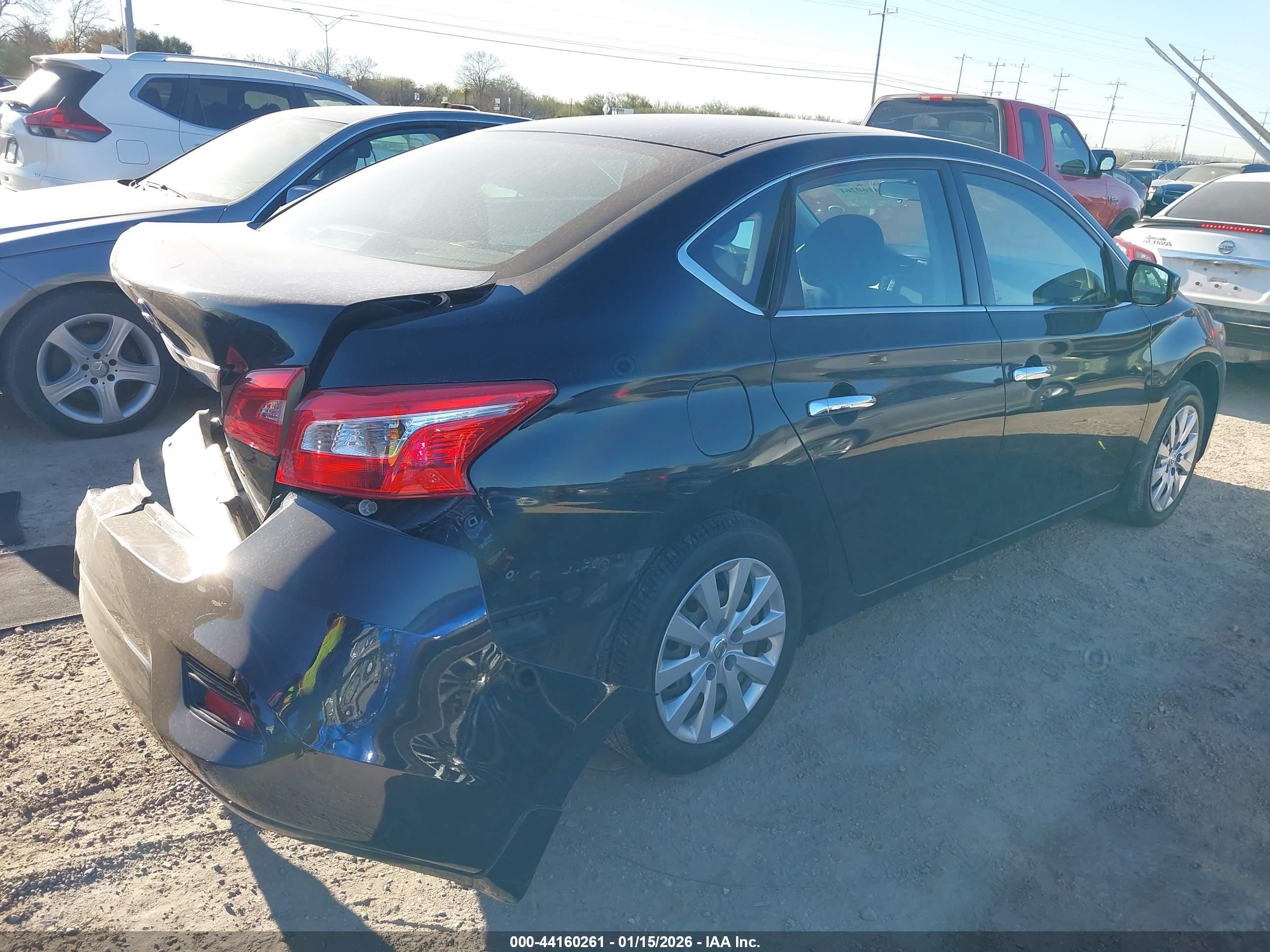 NISSAN SENTRA image 4