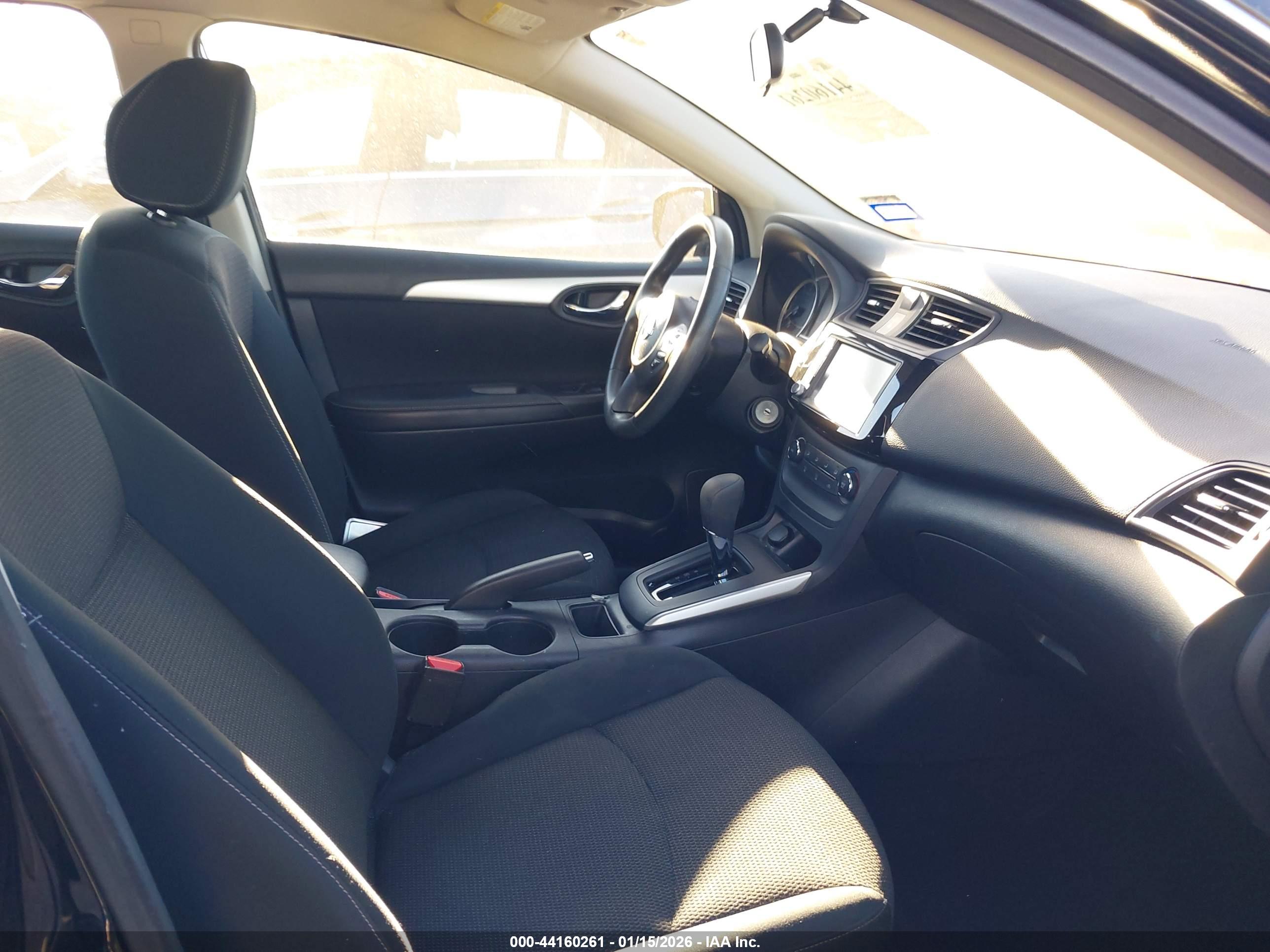 NISSAN SENTRA image 5