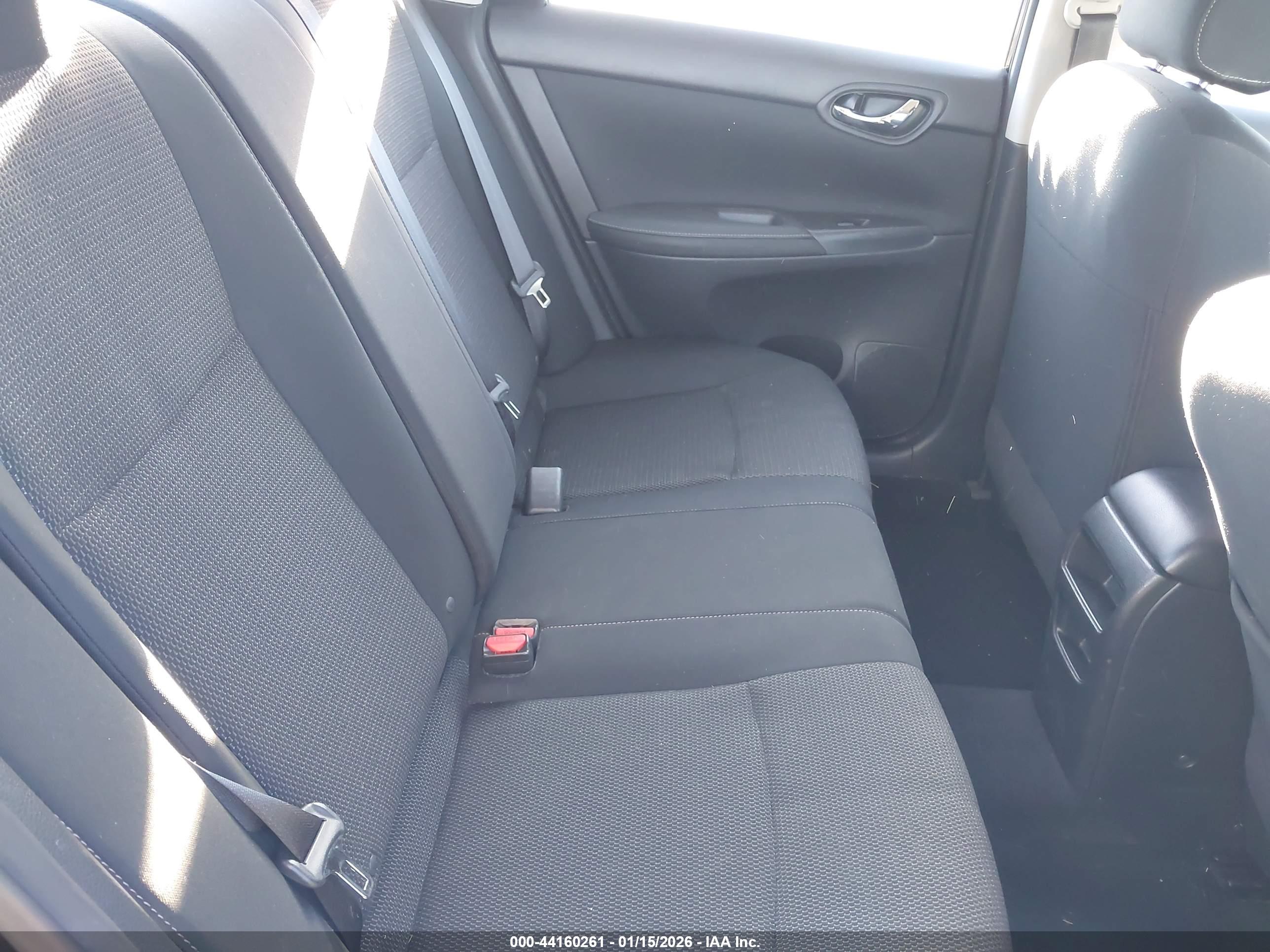 NISSAN SENTRA image 8