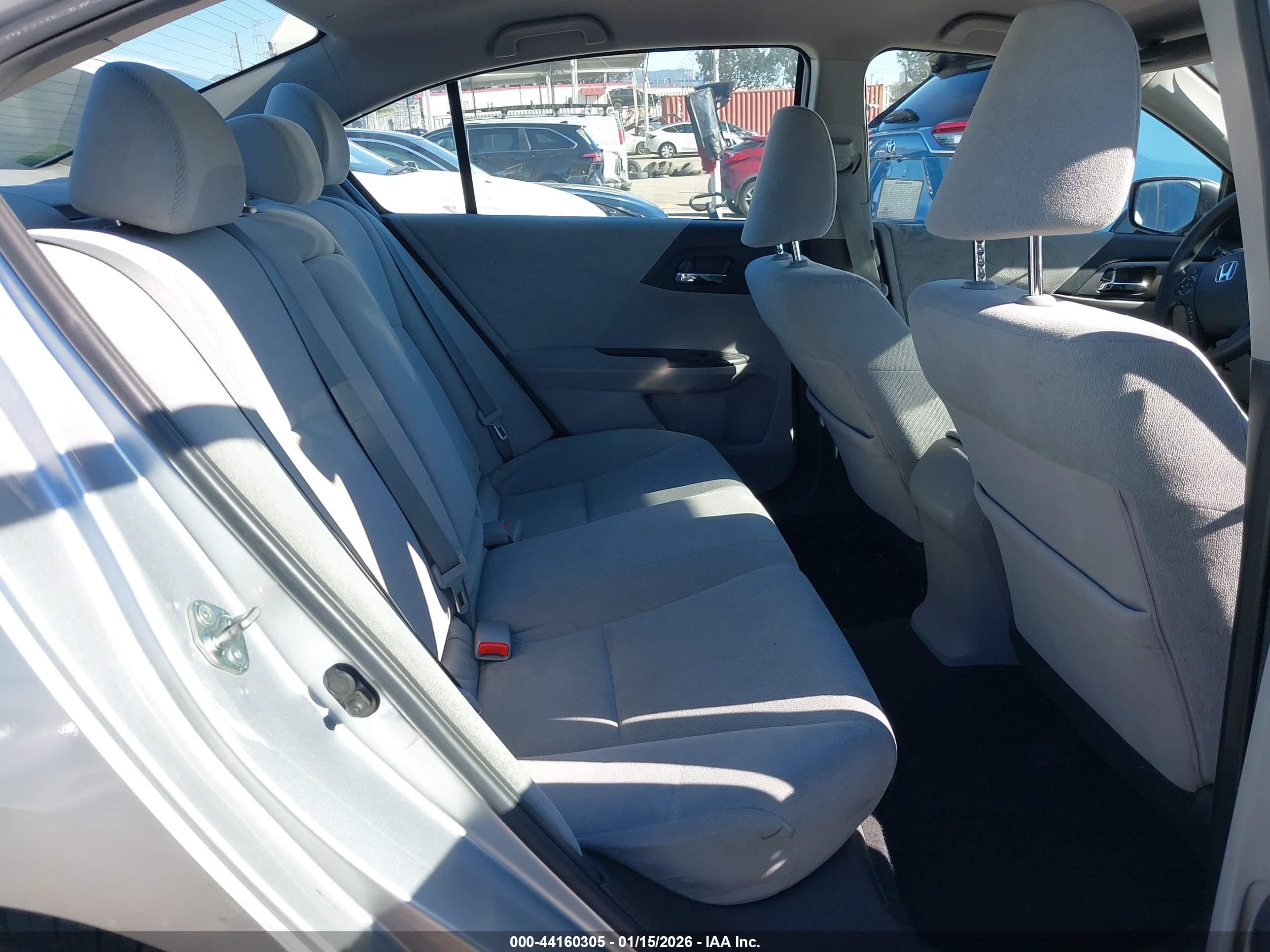 HONDA ACCORD image 8