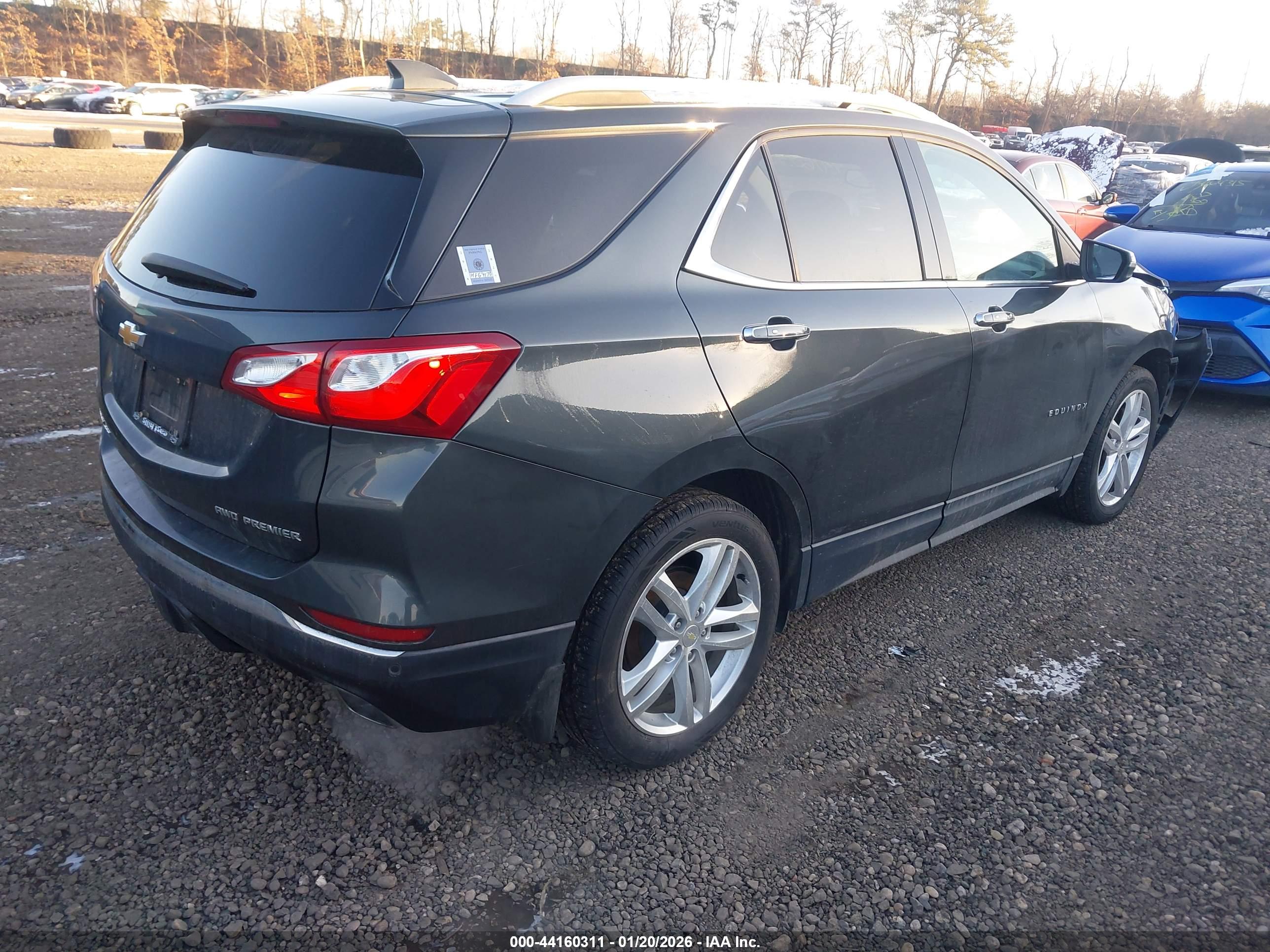 CHEVROLET EQUINOX image 4