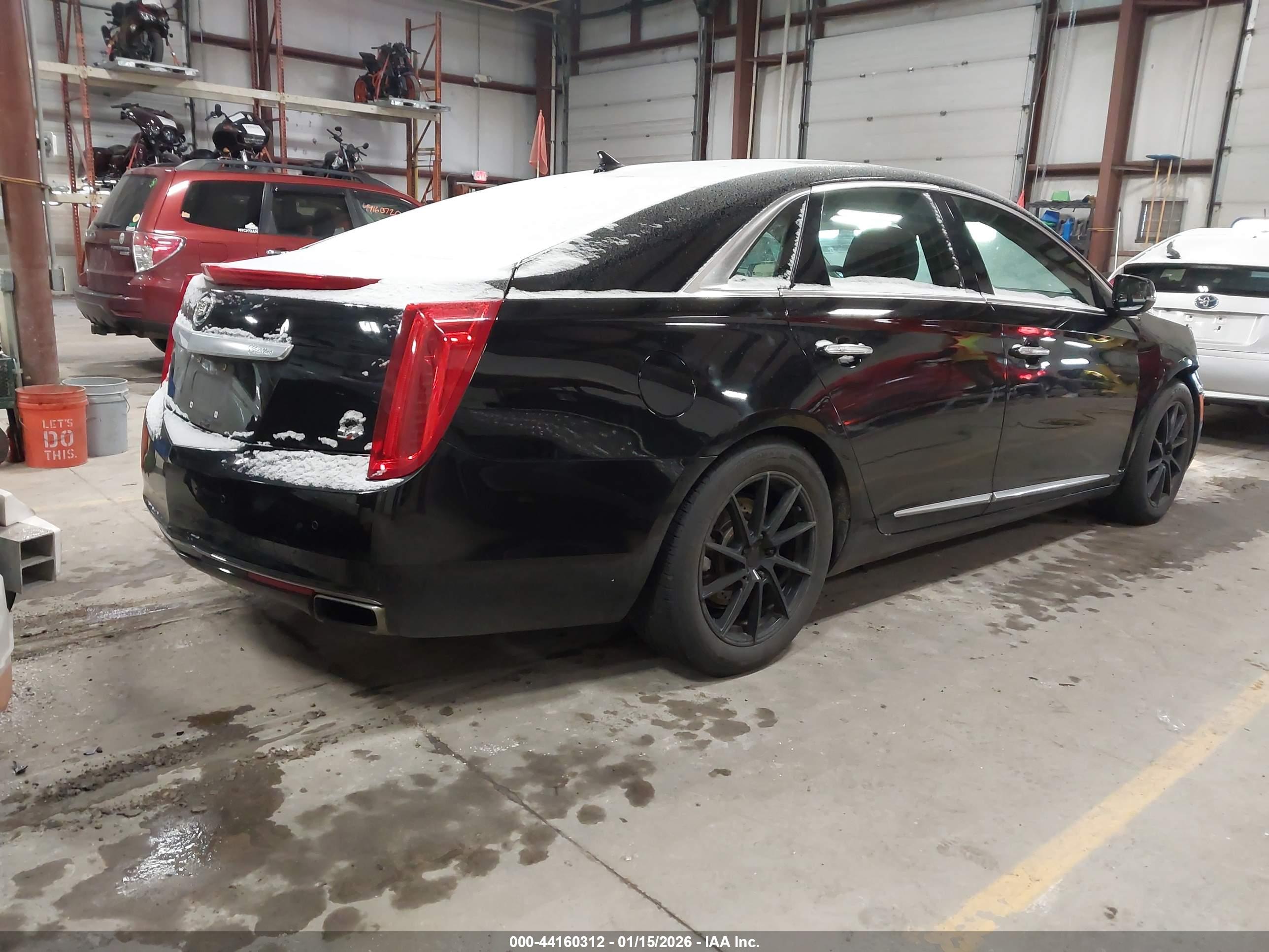CADILLAC XTS image 4