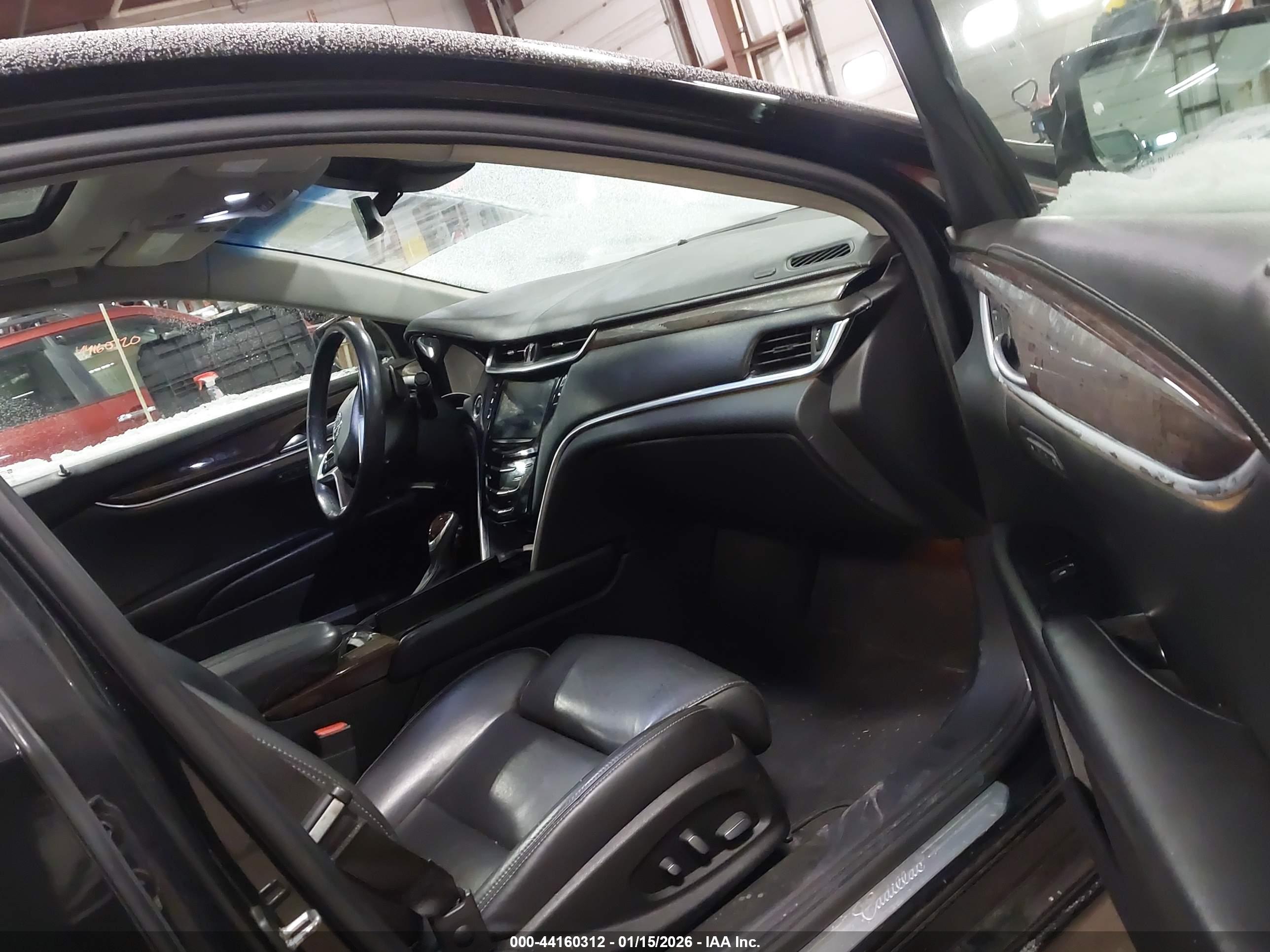 CADILLAC XTS image 5