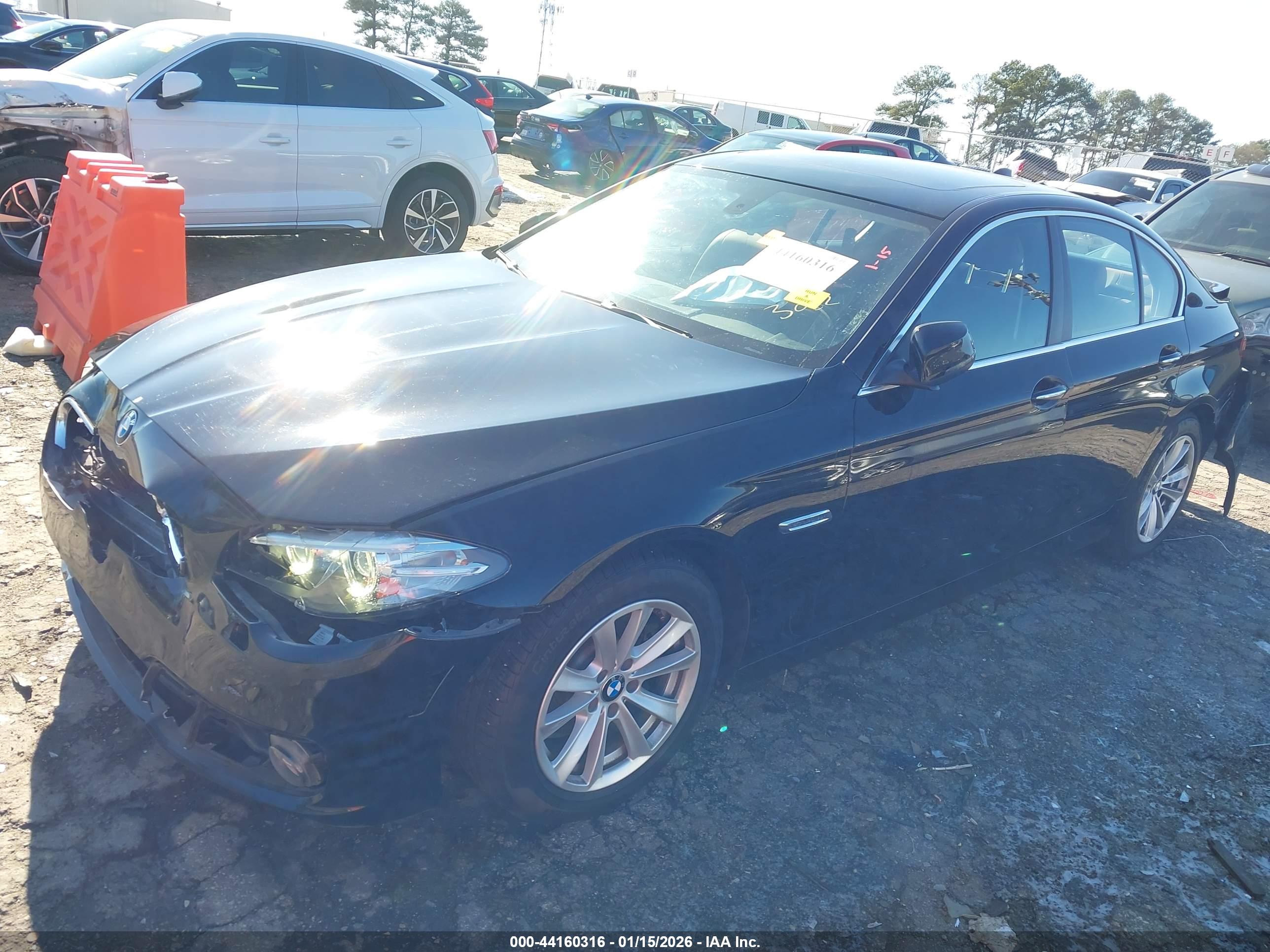 BMW 528I image 2
