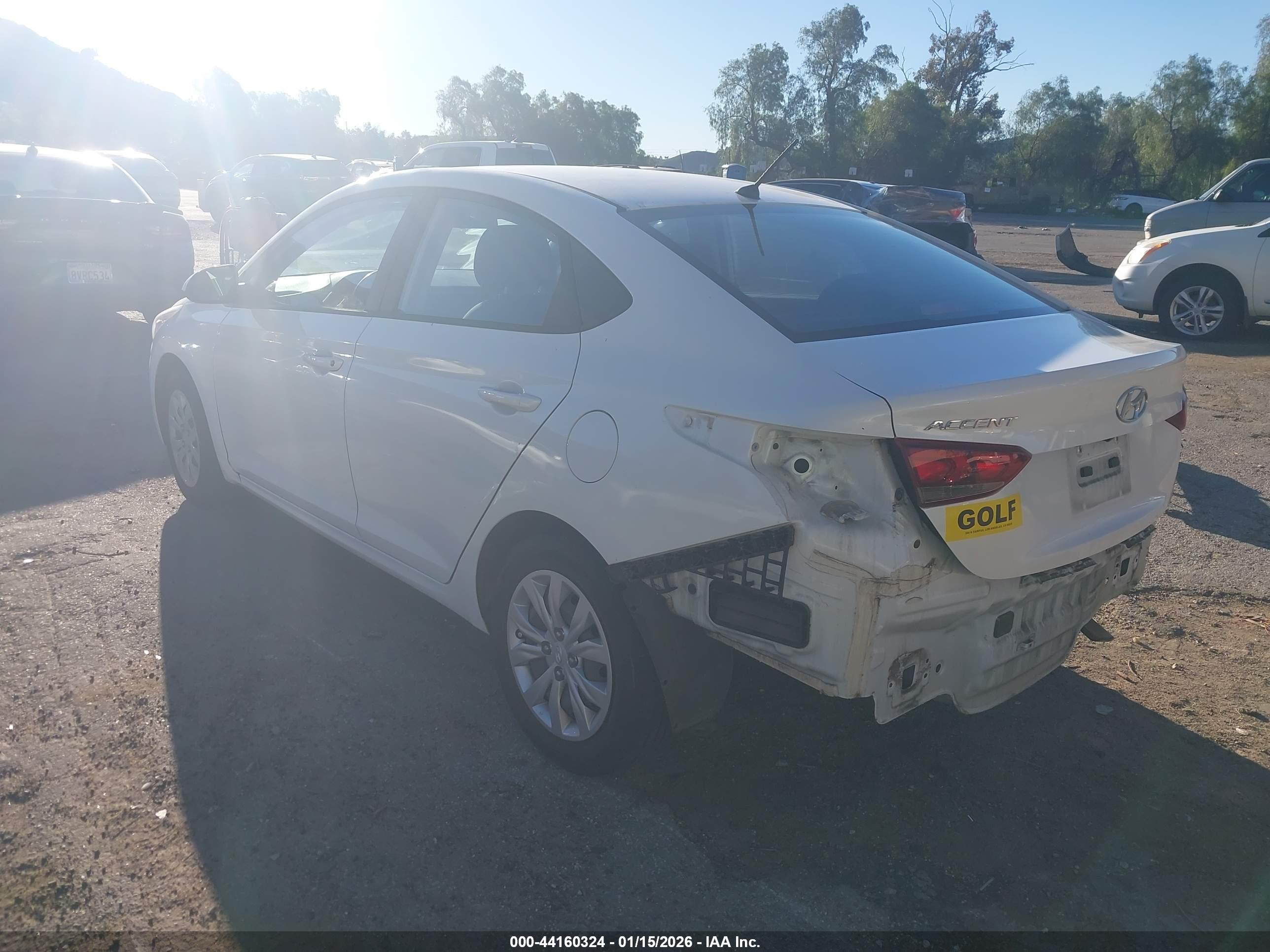HYUNDAI ACCENT image 3