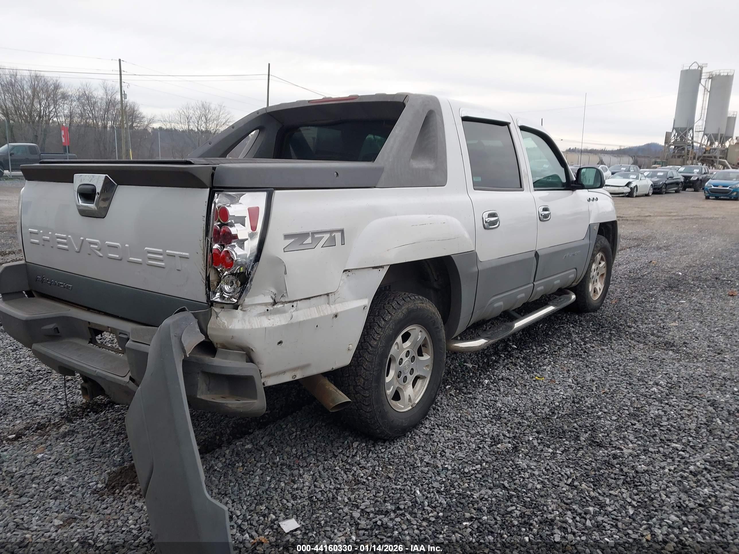 CHEVROLET AVALANCHE image 4