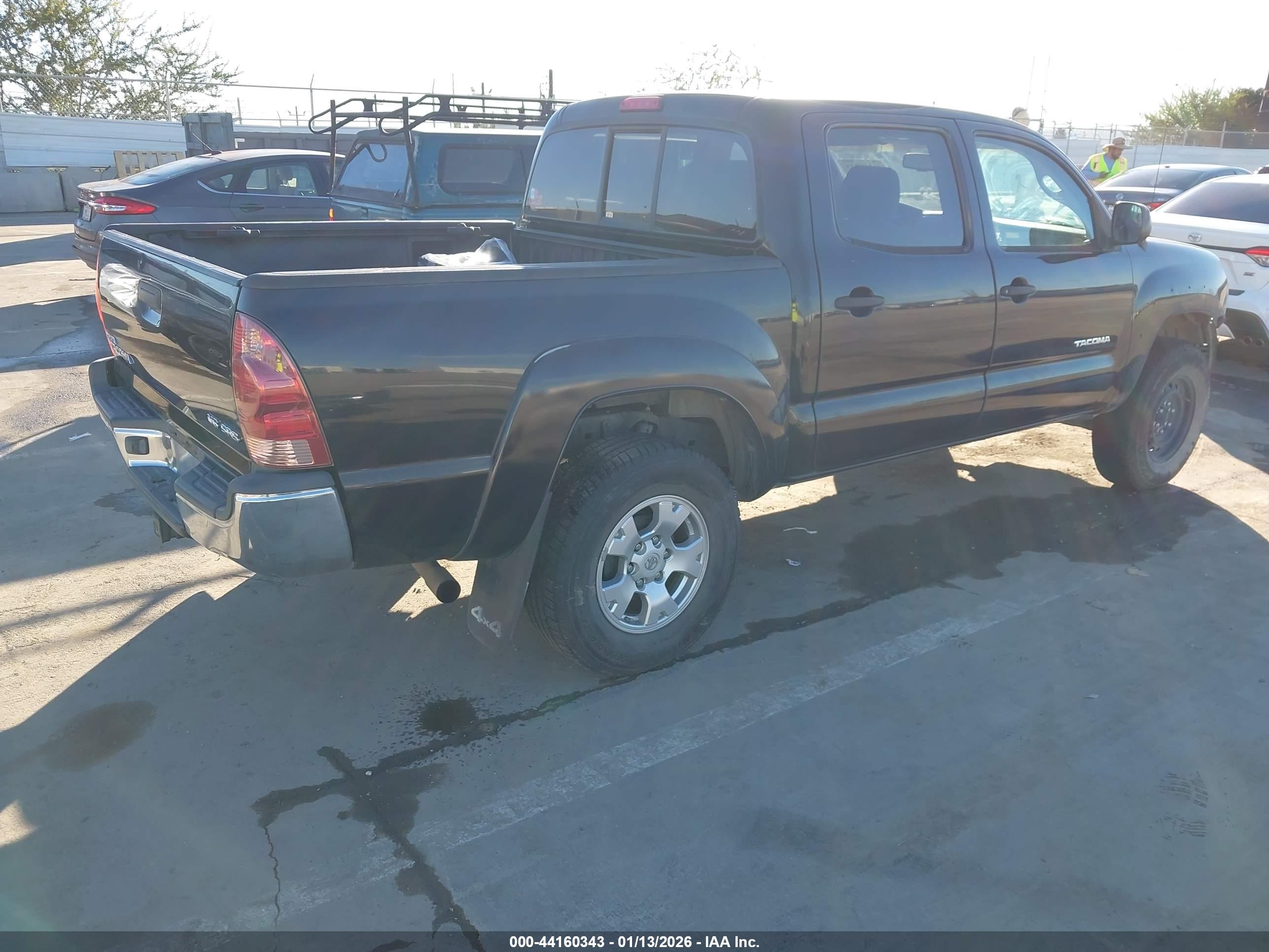 TOYOTA TACOMA image 4