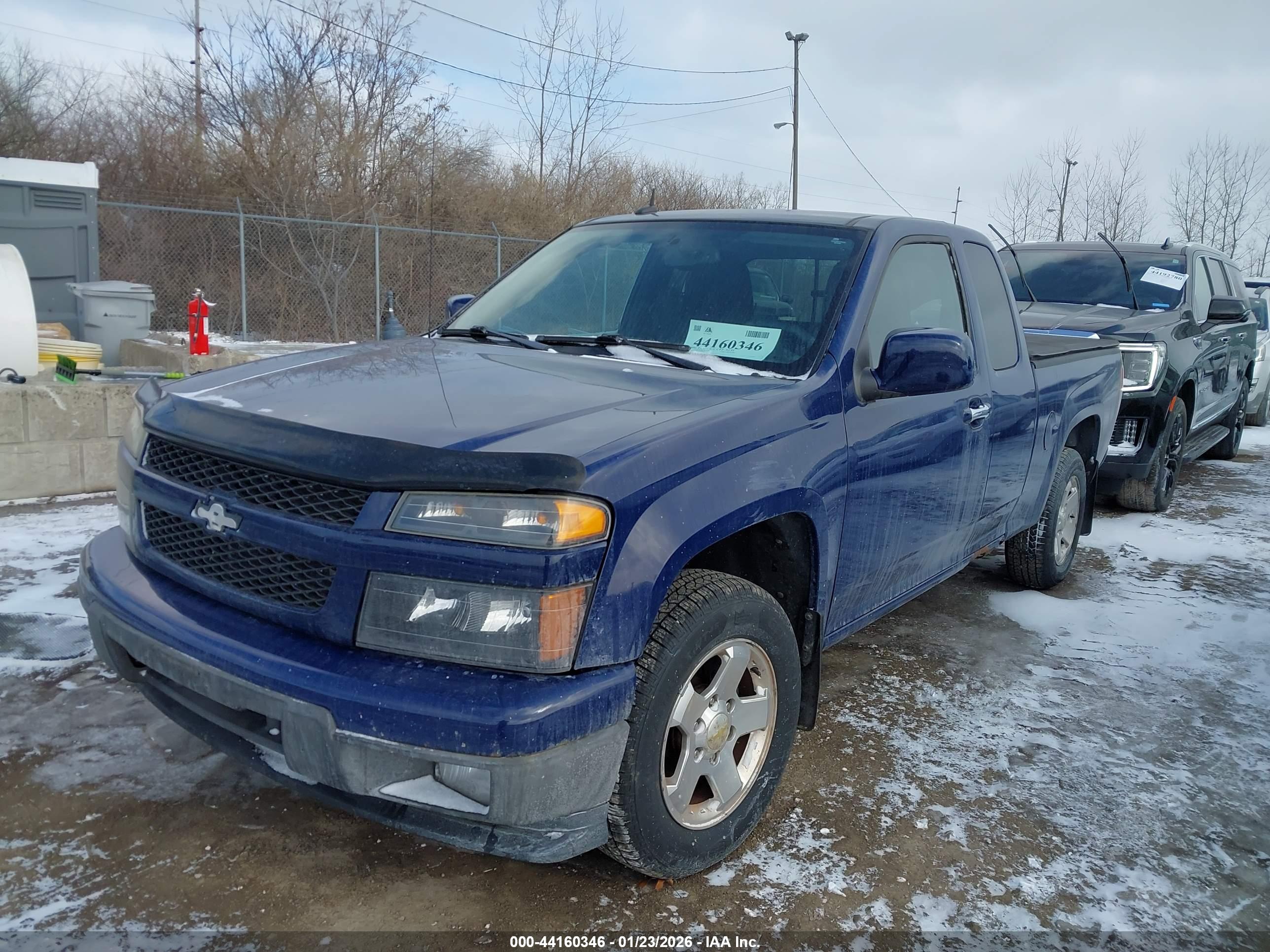 CHEVROLET COLORADO image 2