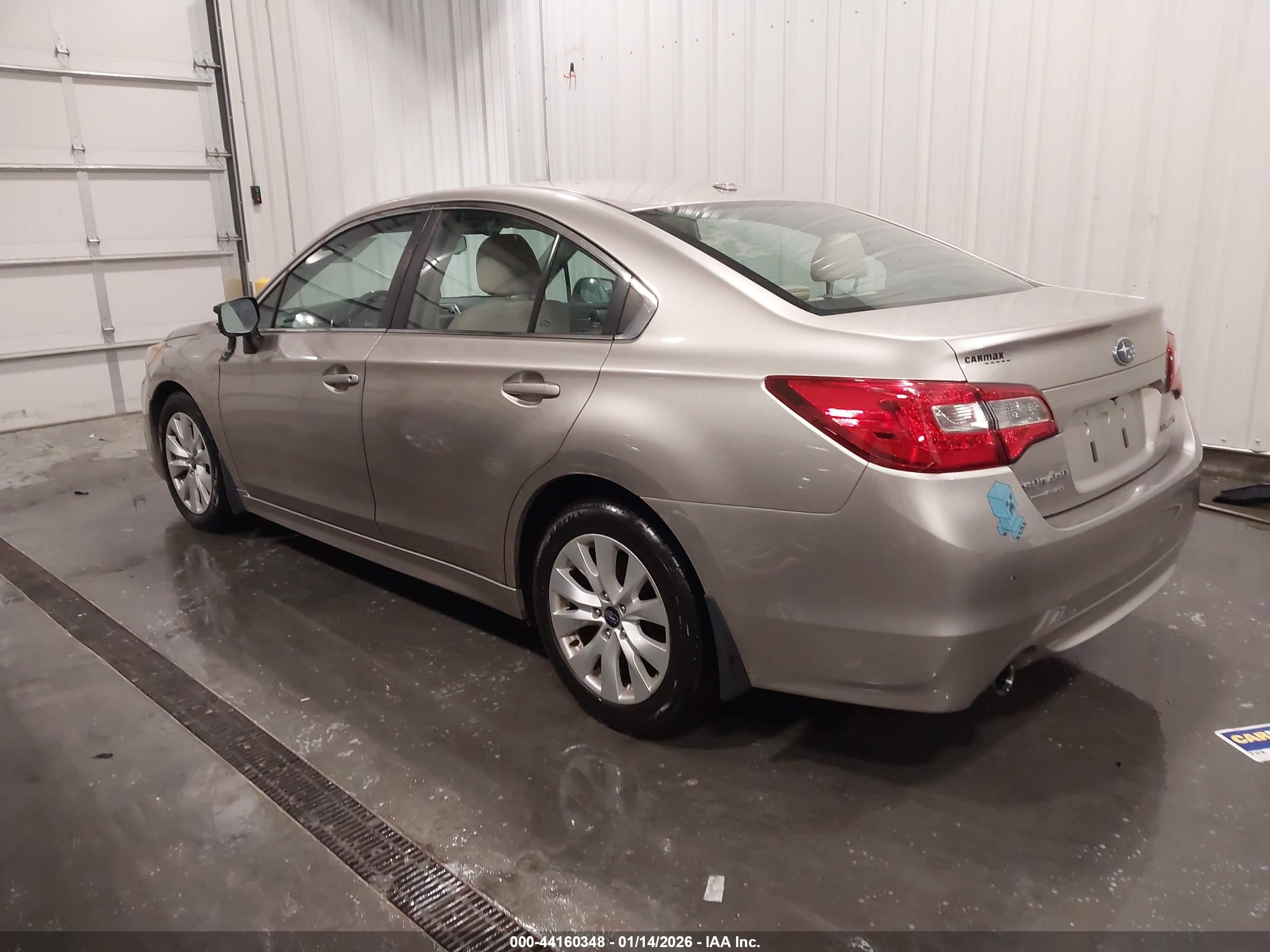 SUBARU LEGACY image 3