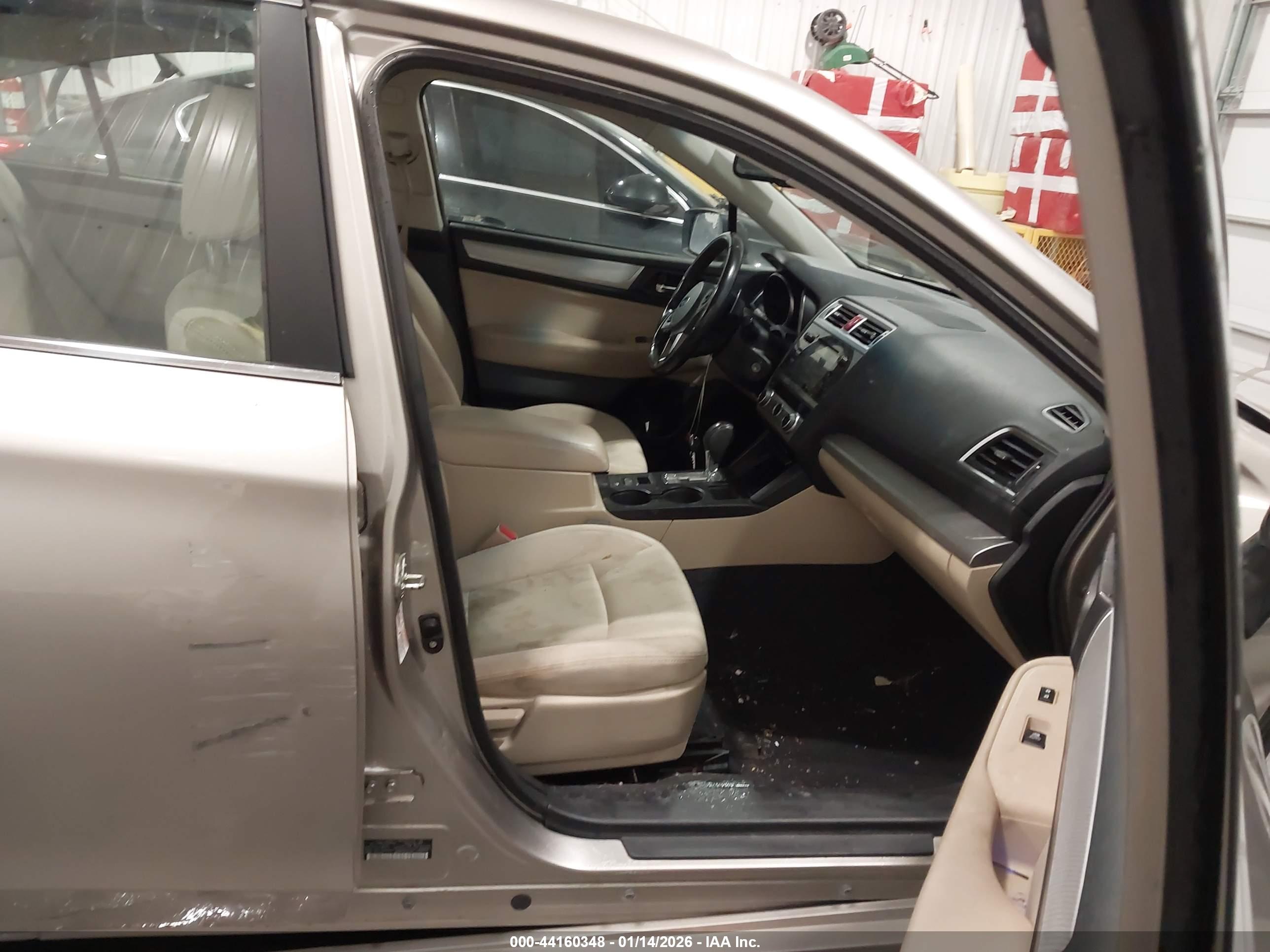SUBARU LEGACY image 5