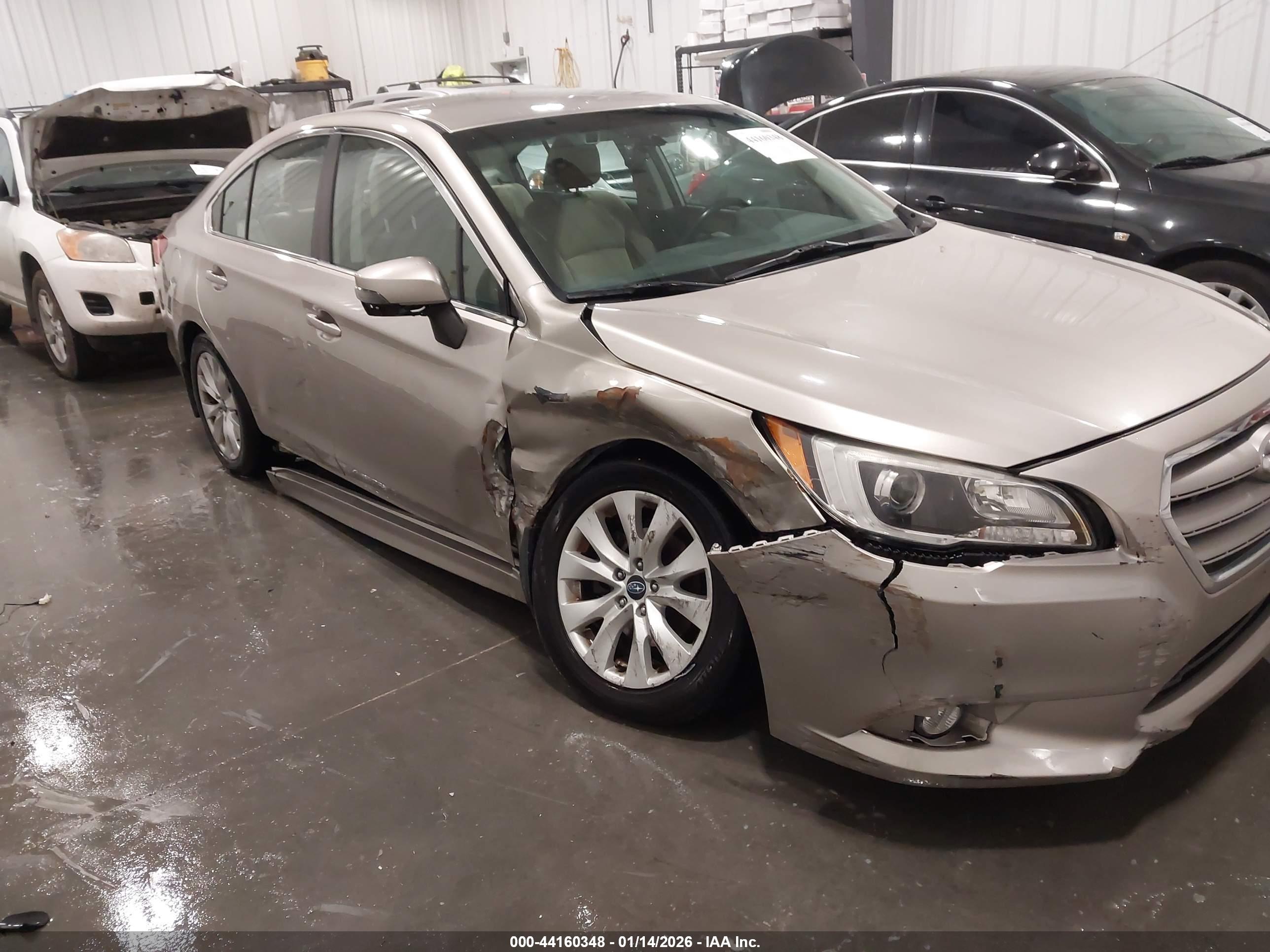 SUBARU LEGACY image 6
