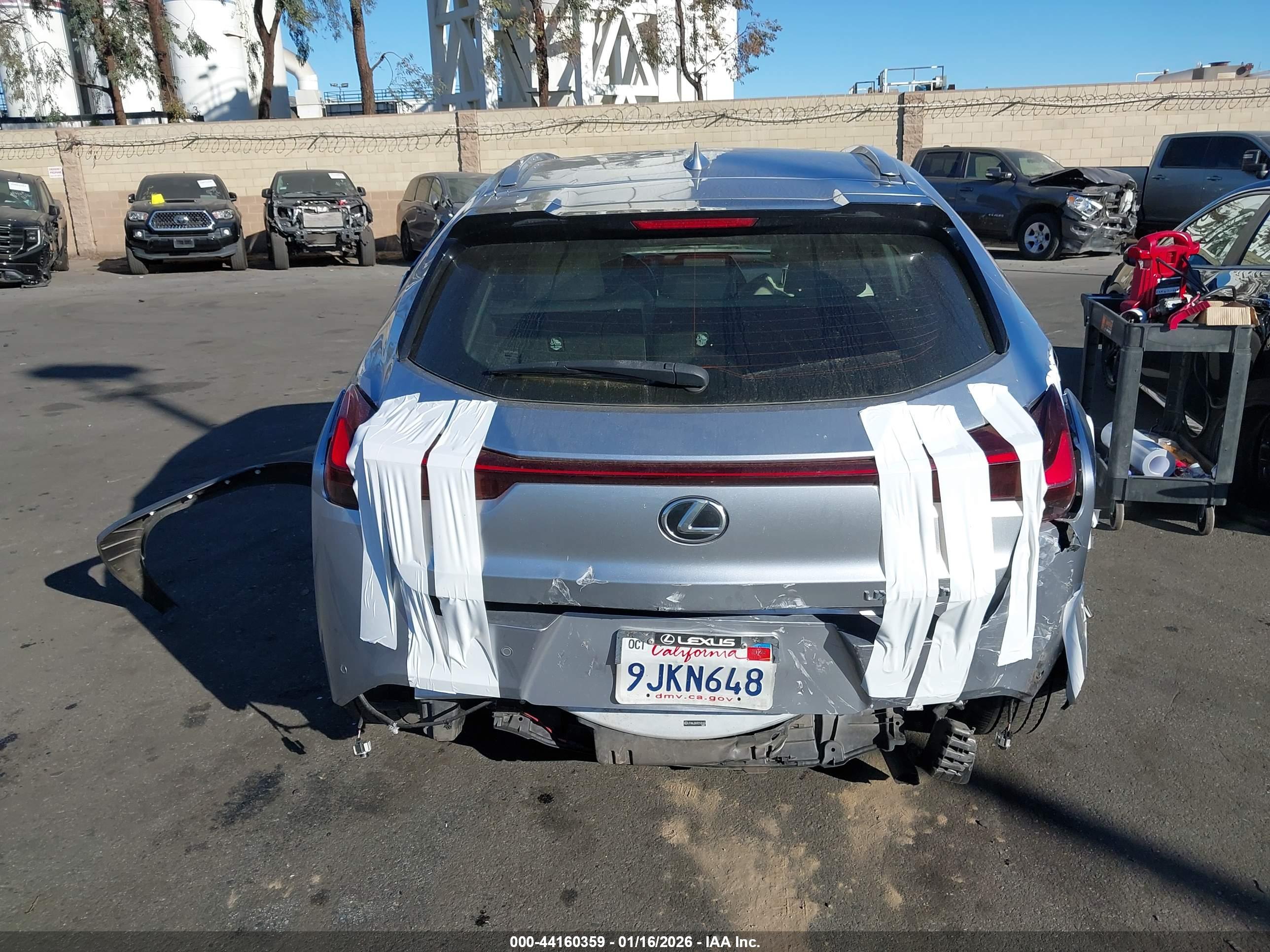 LEXUS UX image 6