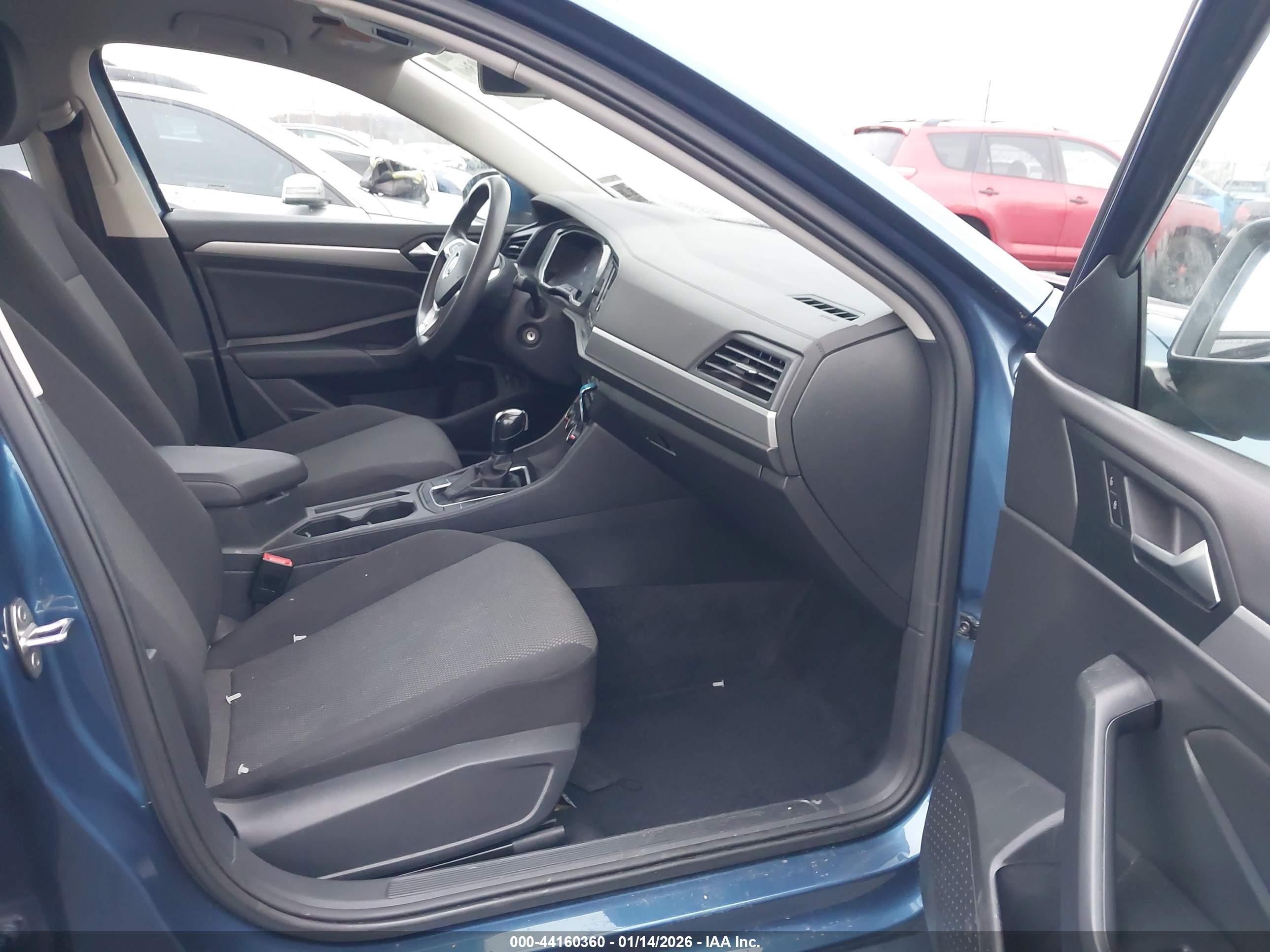 VOLKSWAGEN JETTA image 5