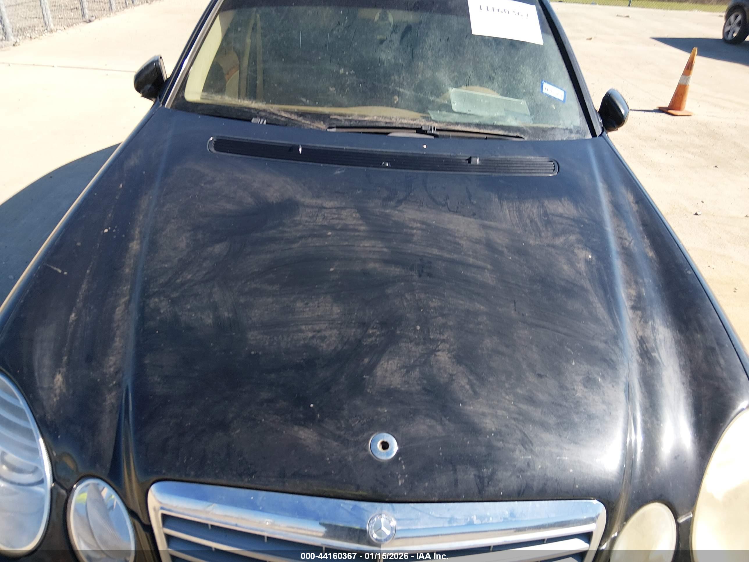 MERCEDES-BENZ E image 6